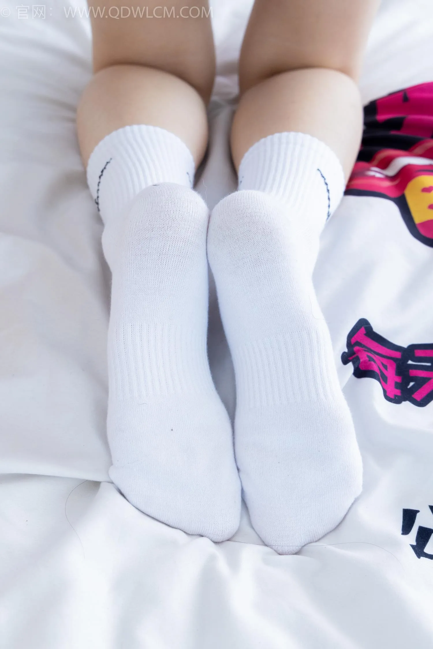 勿恋传媒 NO.2045 菜菜-夜晚小巷[150P/1V/5.05GB] - 1