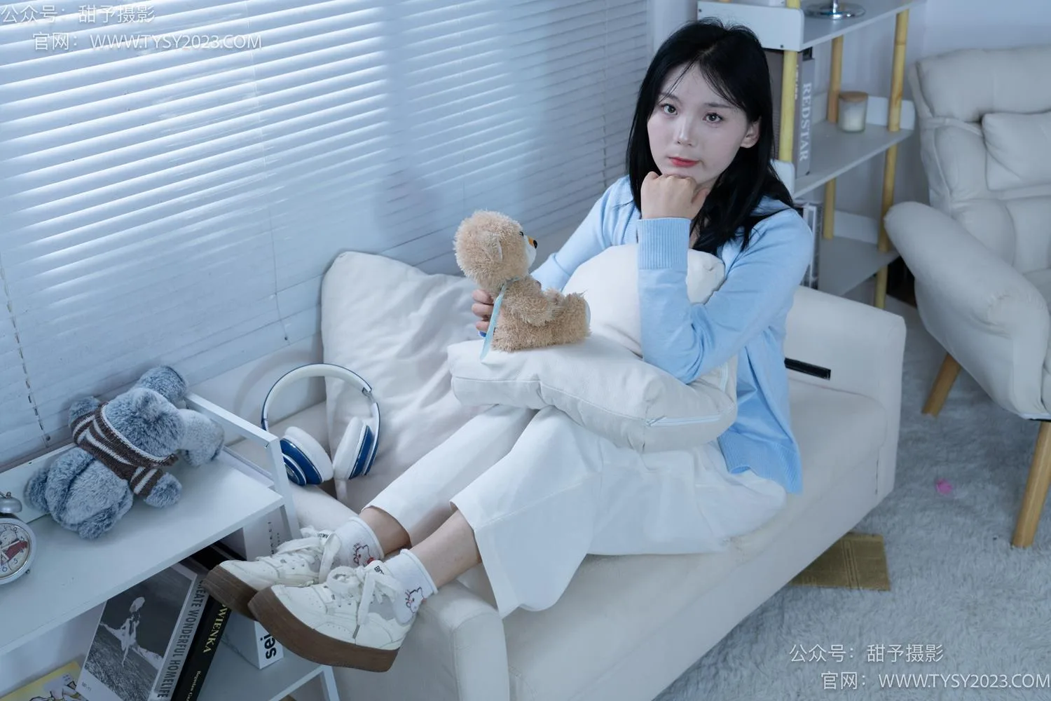 甜予摄影 NO.060 梨子-板鞋、脏白棉袜、裸足[114P/2V/9.36GB] - 2
