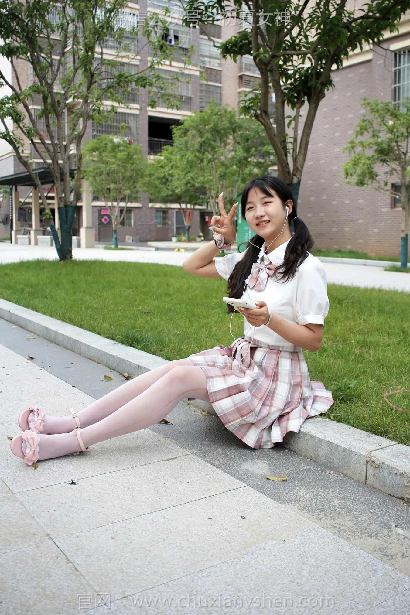 初夏女神 NO.221 点点 优雅自然[95P/1V/3.79GB] - 3