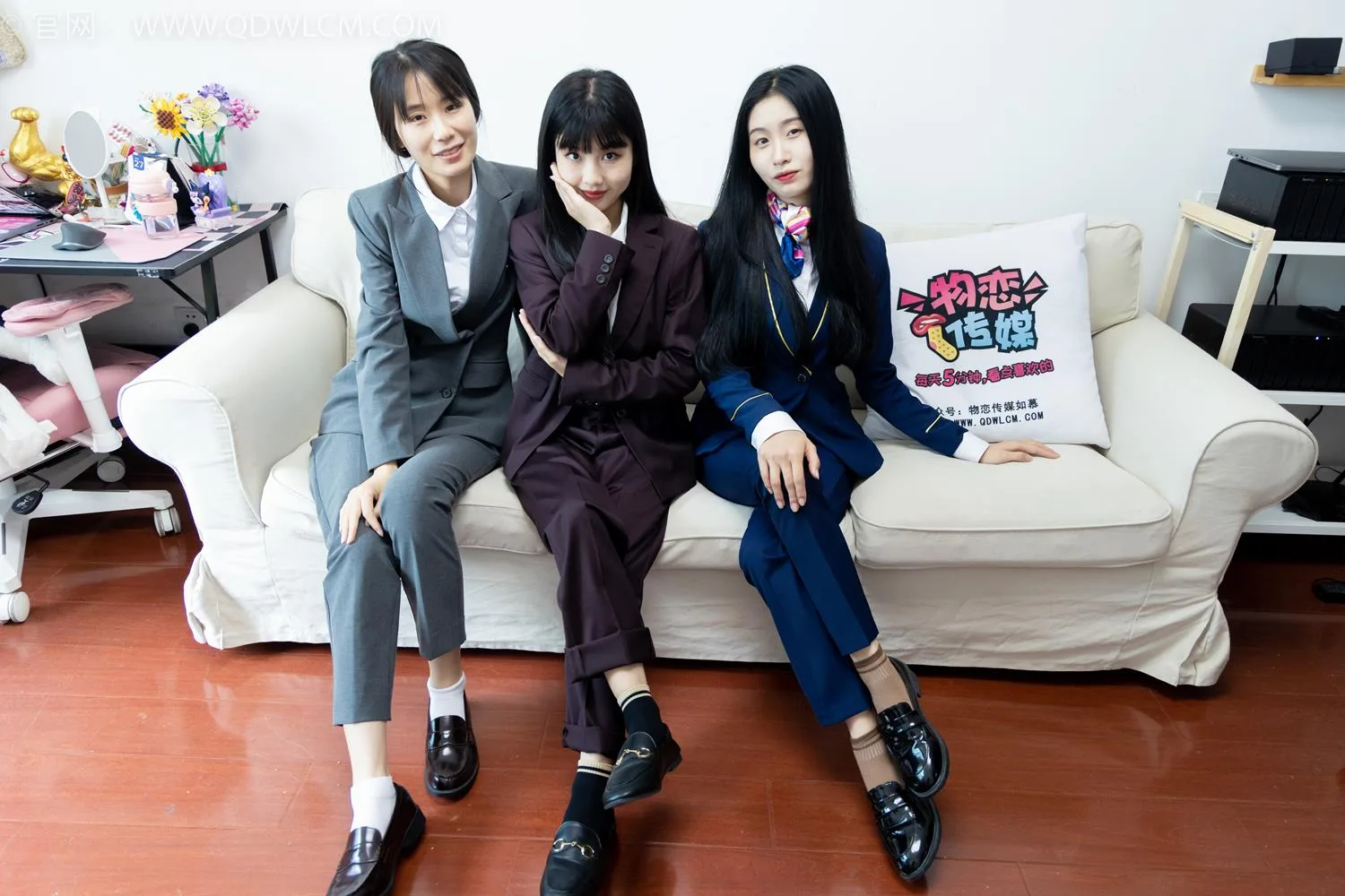 勿恋传媒 NO.2074 菜菜&米米&绒绒-我们的秘密[178P/1V/6.56GB] - 1
