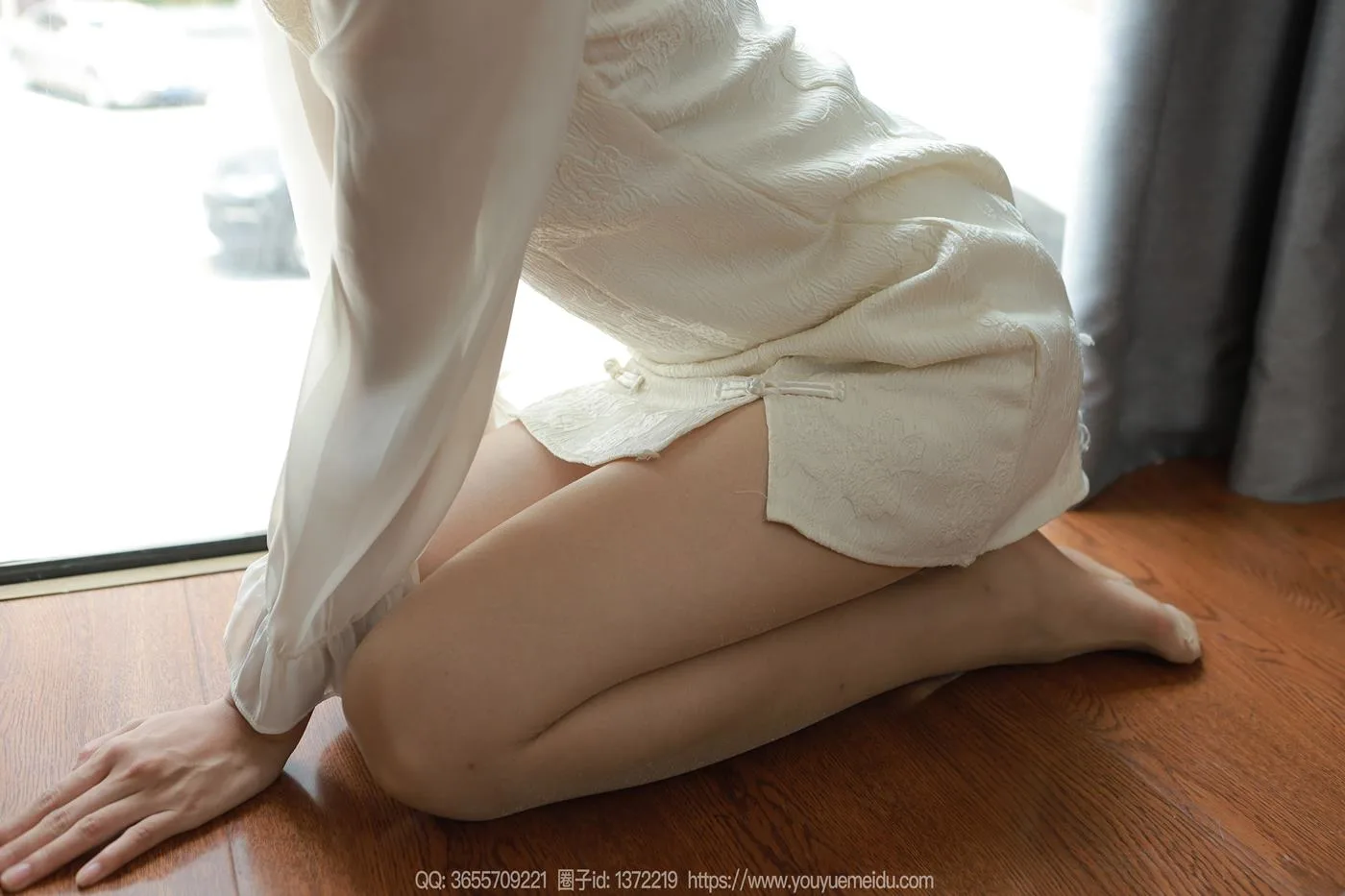 [IESS异思趣向] 2024.09.02 丝享家1835：小九《素白酥玉》[74P/66MB] - 2