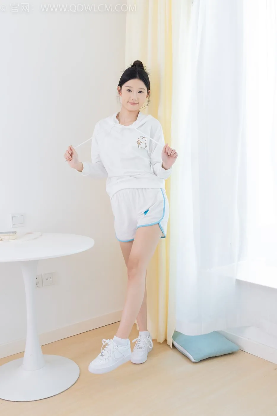 勿恋传媒 NO.2089 小竹-纯白的爱恋[150P/1V/4.00GB] - 2