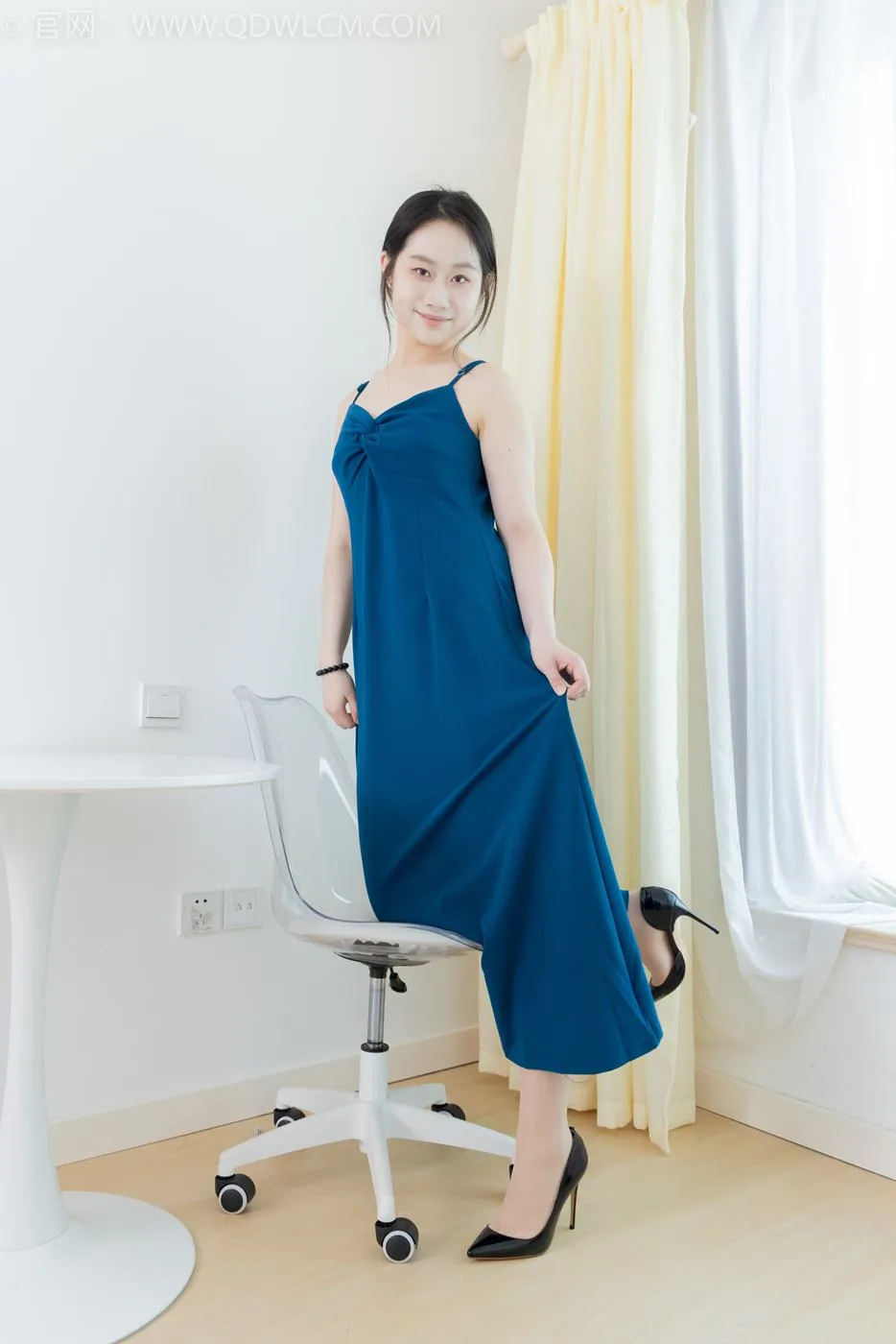 勿恋传媒 NO.2095 小新-世界的色彩[150P/1V/4.28GB] - 1