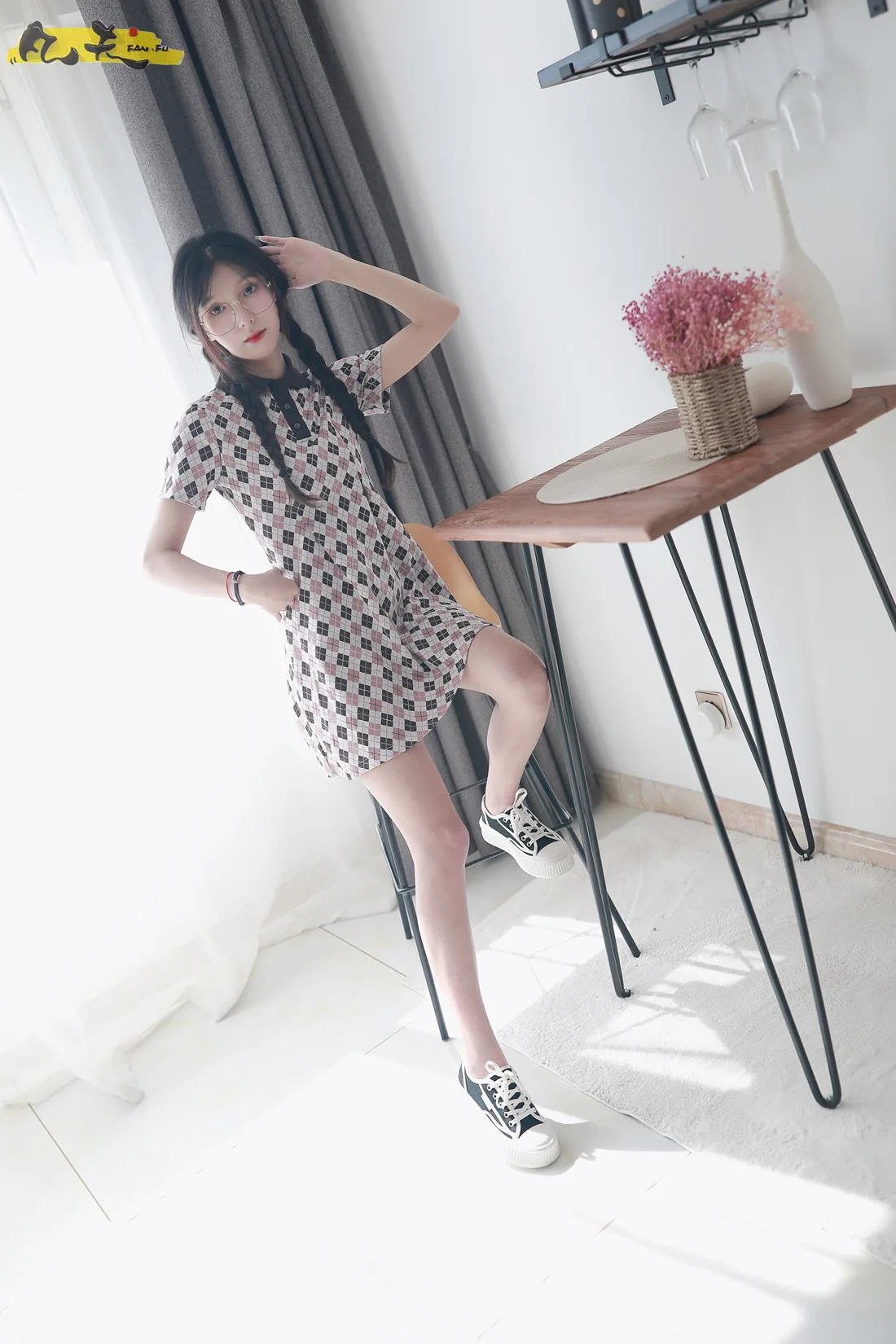 凡夫摄影 NO.0007 – 夏妹 板鞋白棉袜[207P/1V/3.46GB] - 2