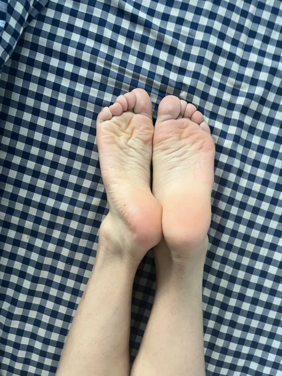 脚模面试脸足同框套路系列-014-16号-168 96 36口腔 舔脚[40P/20V/195MB] - 6
