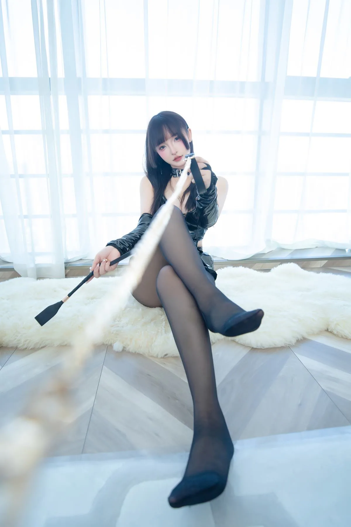 神楽板真冬 NO.247 – 美脚调教[75P/2V/256MB] - 1