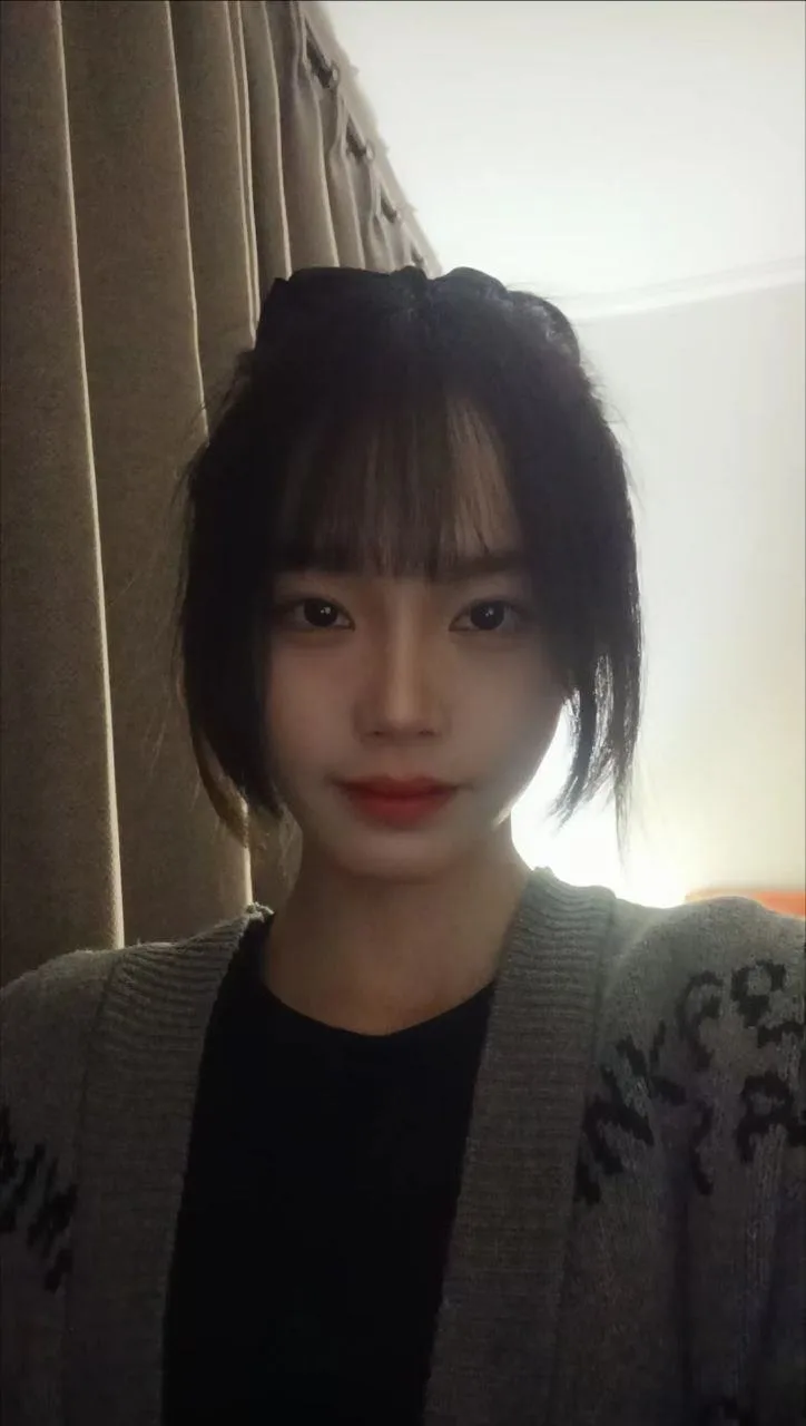 脚模面试脸足同框套路系列-039-164 44 37 小解解[9P/1V/29MB] - 2