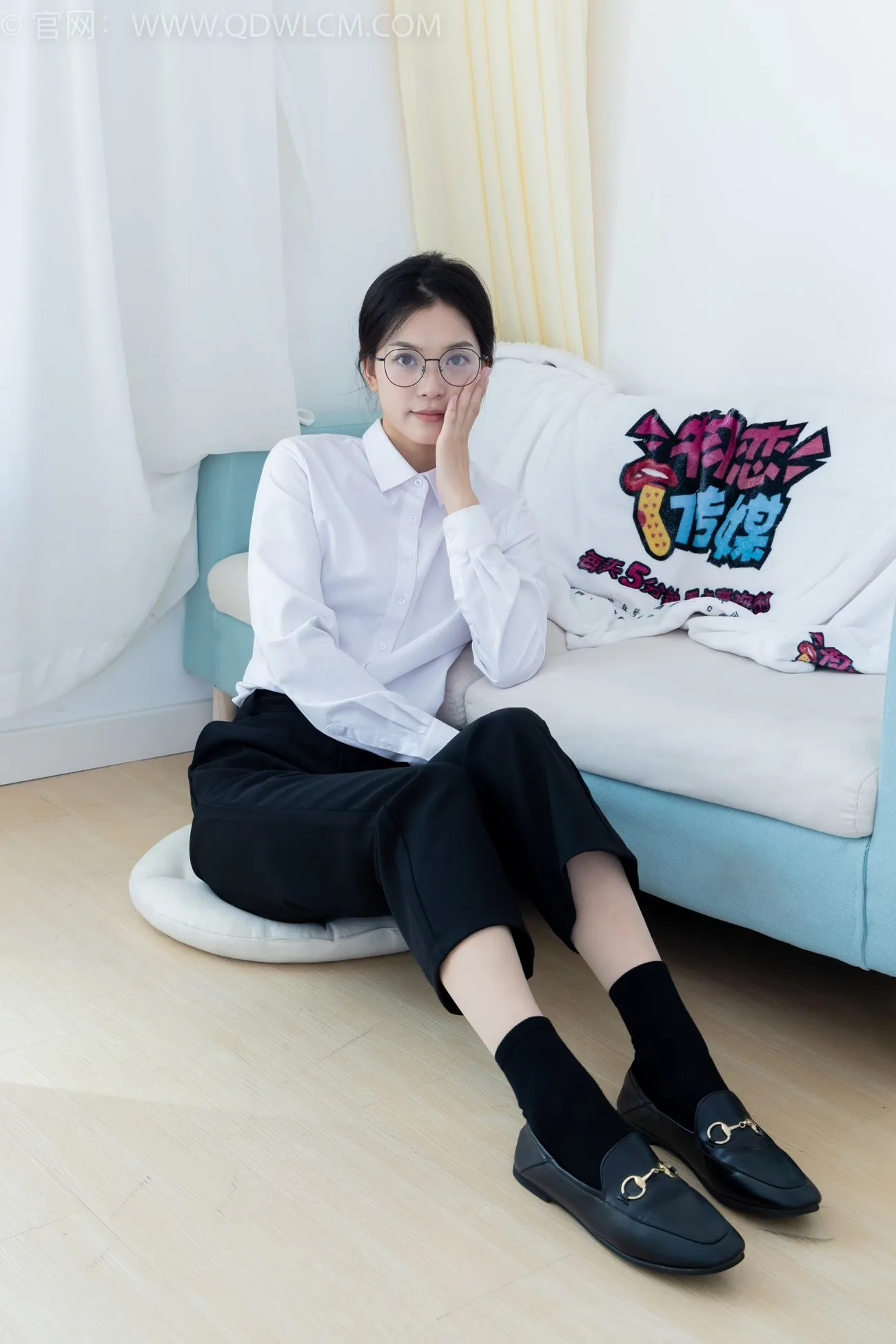 勿恋传媒 NO.2126 茯苓-泛黄的相片[159P/1V/3.73GB] - 3