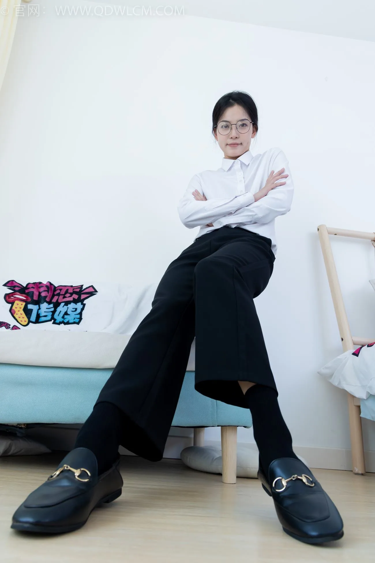 勿恋传媒 NO.2126 茯苓-泛黄的相片[159P/1V/3.73GB] - 5