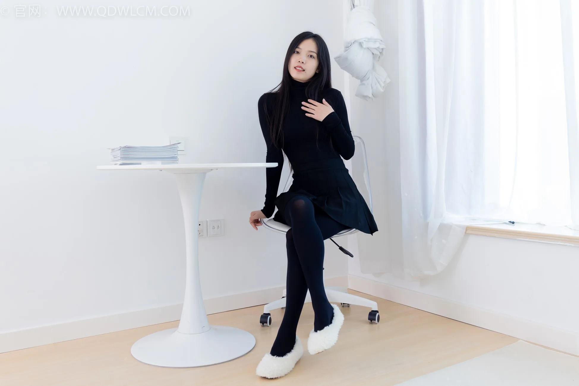 勿恋传媒 NO.2137 茯苓-一起出逃[170P/1V/4.43GB] - 2