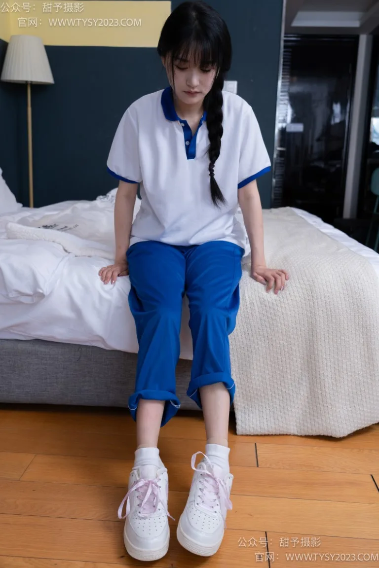 甜予摄影 NO.091期：澜澜-校服、白布鞋、板鞋、白棉袜、短肉丝（脚尖加固款）、裸足（完整版）[135P/2V/10.41GB] - 3