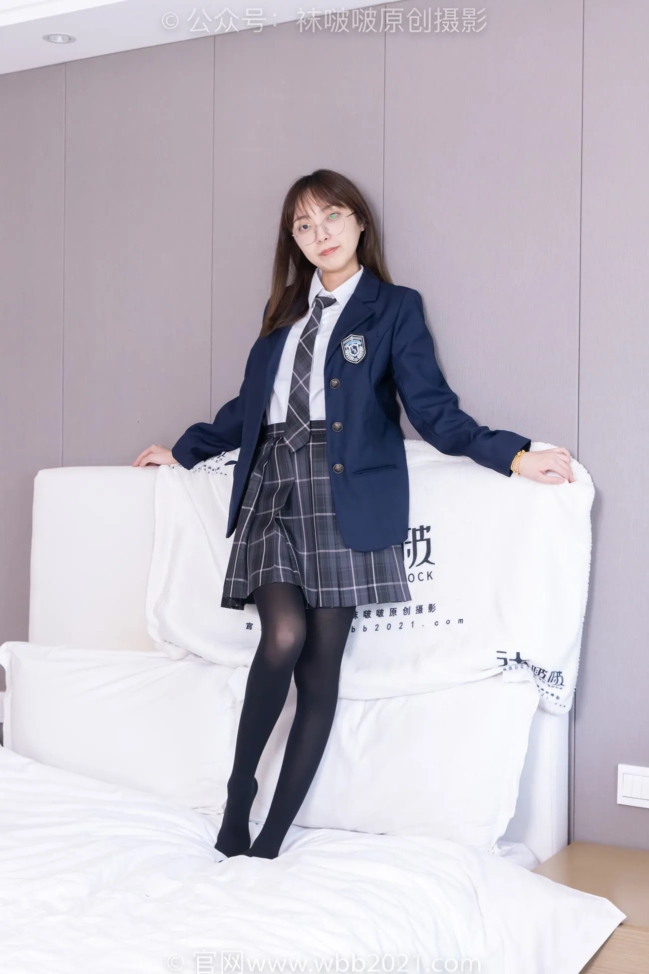 [BoBoSocks袜啵啵]NO.432 稚予-皮鞋、厚黑丝、jk至服[184P/1V/6.83GB] - 2