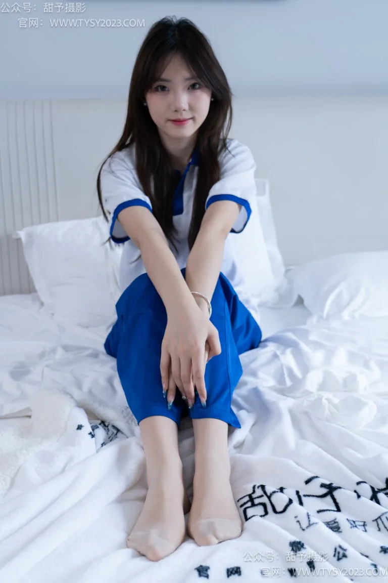 甜予摄影 NO.098期：璇璇-校服、板鞋、白棉袜、肉丝（脚尖加固款）（完整版）[135P/2V/10.37GB] - 3