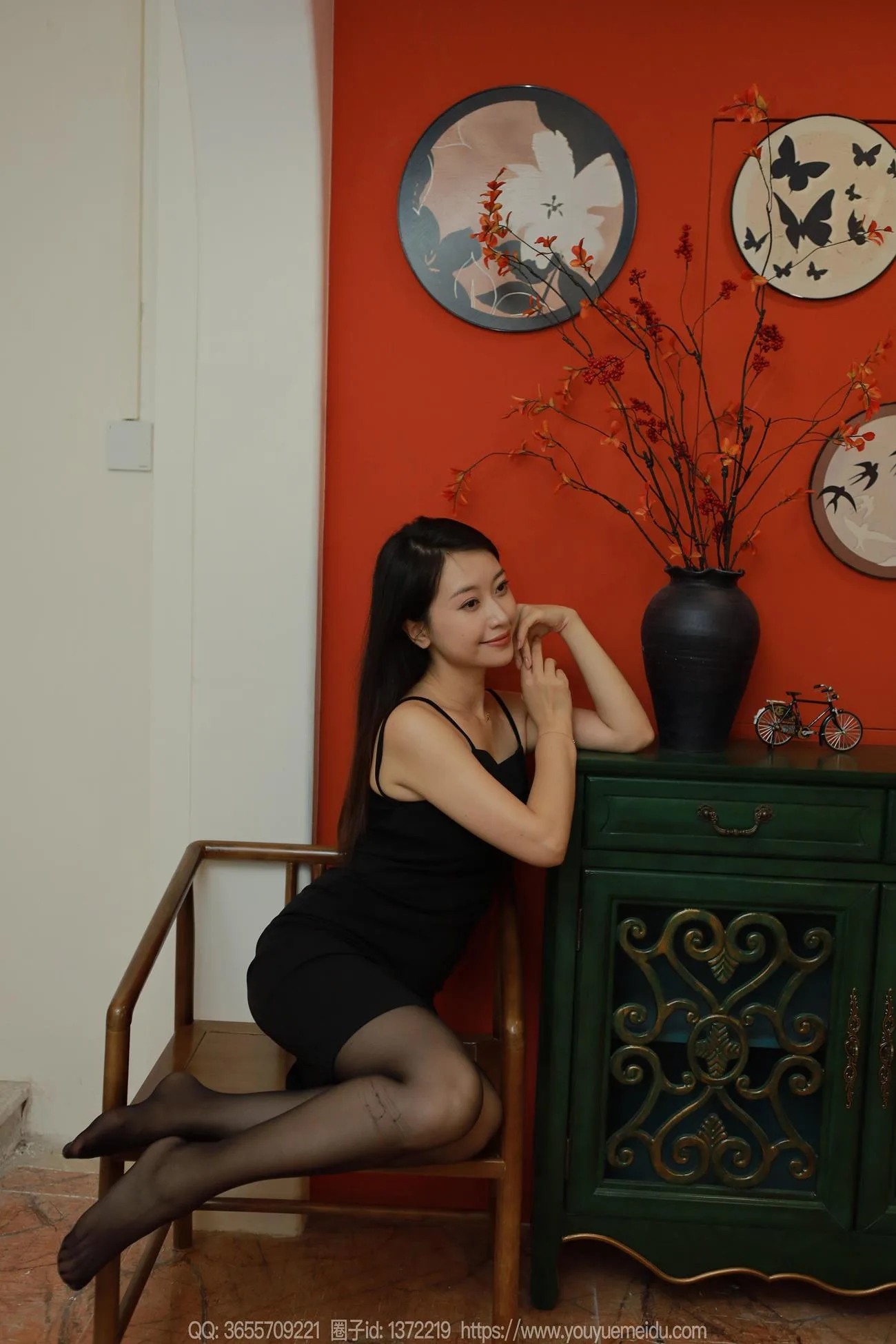 [IESS异思趣向] 2024.10.14 丝享家1871：小婕《等你电话》[86P/72MB] - 2