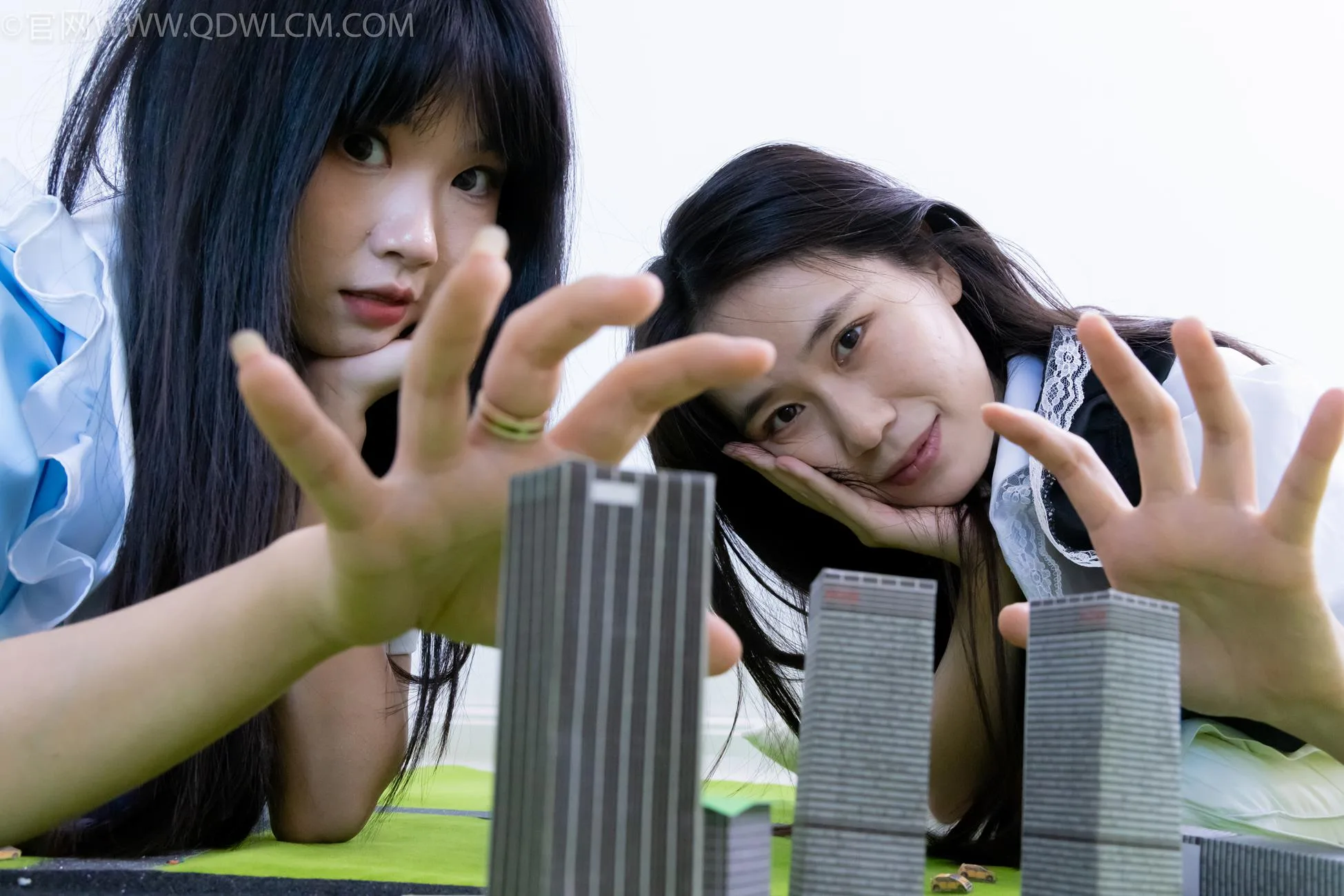 勿恋传媒 NO.2167 菜菜&米米-亲密无间[184P/1V/7.99GB] - 3