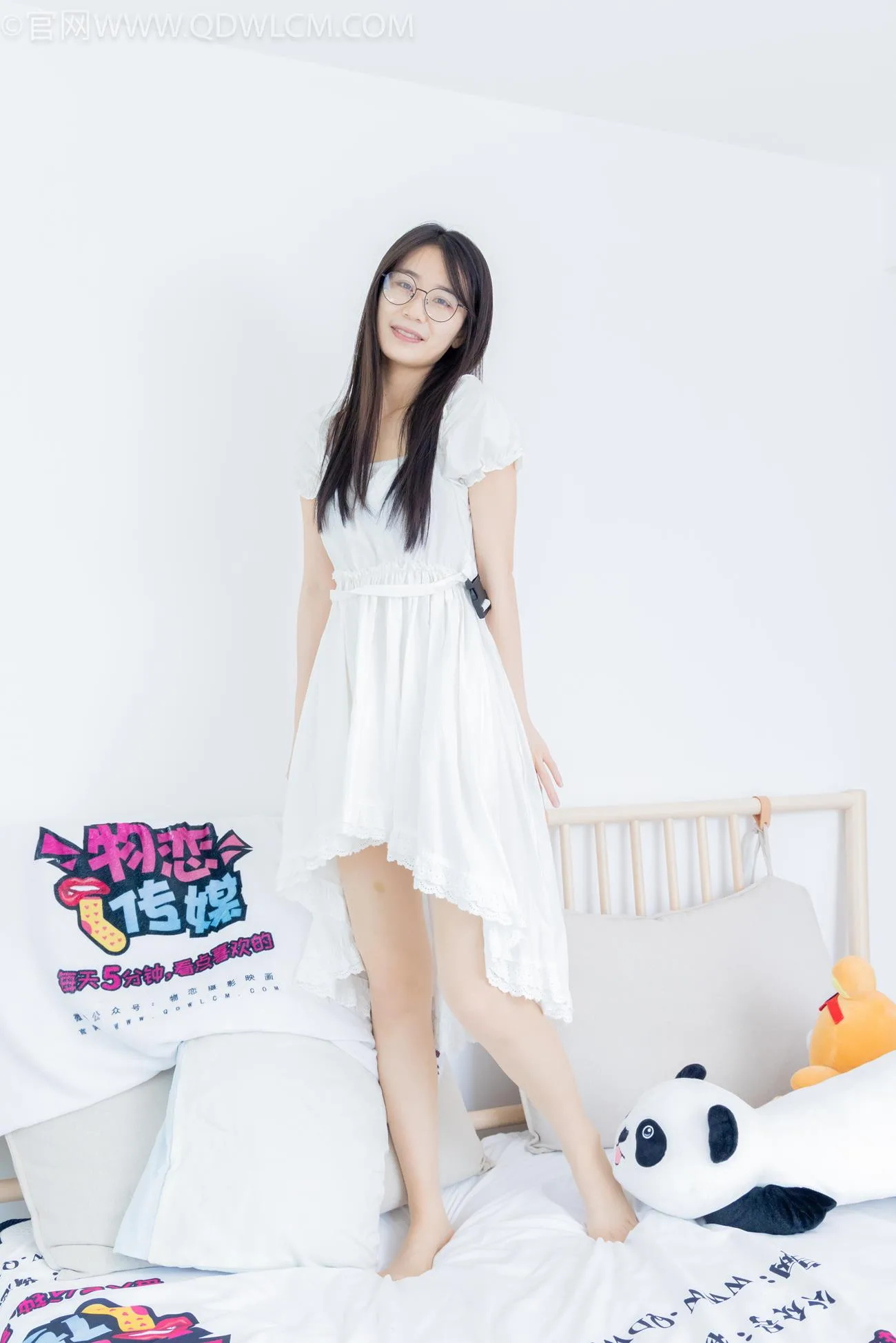 勿恋传媒 NO.2171 菜菜-宇宙的黄昏[153P/1V/4.63GB] - 4
