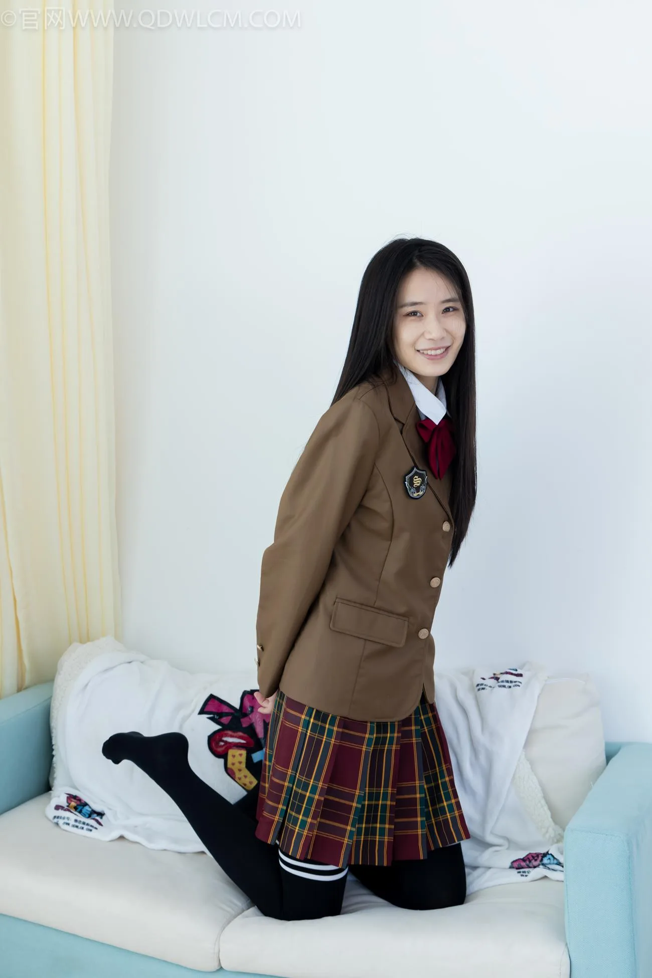勿恋传媒 NO.2188 菜菜-北方的冬天[154P/1V/3.81GB] - 3