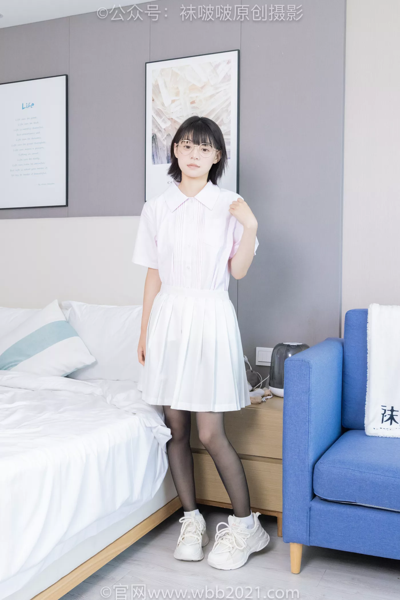 [BoBoSocks袜啵啵]NO.449 糯米 运动鞋、白棉袜、黑丝[148P/1V/7.58GB] - 1