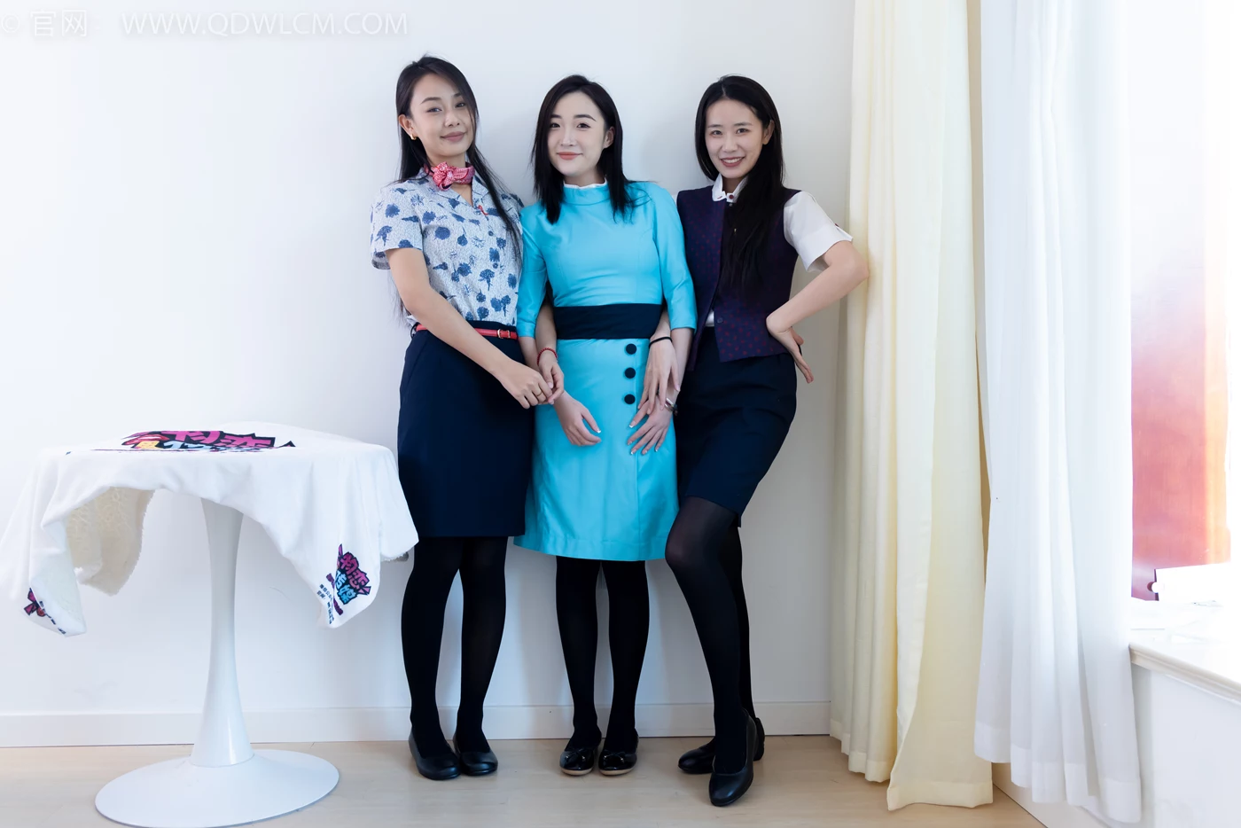 勿恋传媒 NO.2191 菜菜&岚岚&恬恬-圣诞快乐[150P/1V/5.06GB] - 2