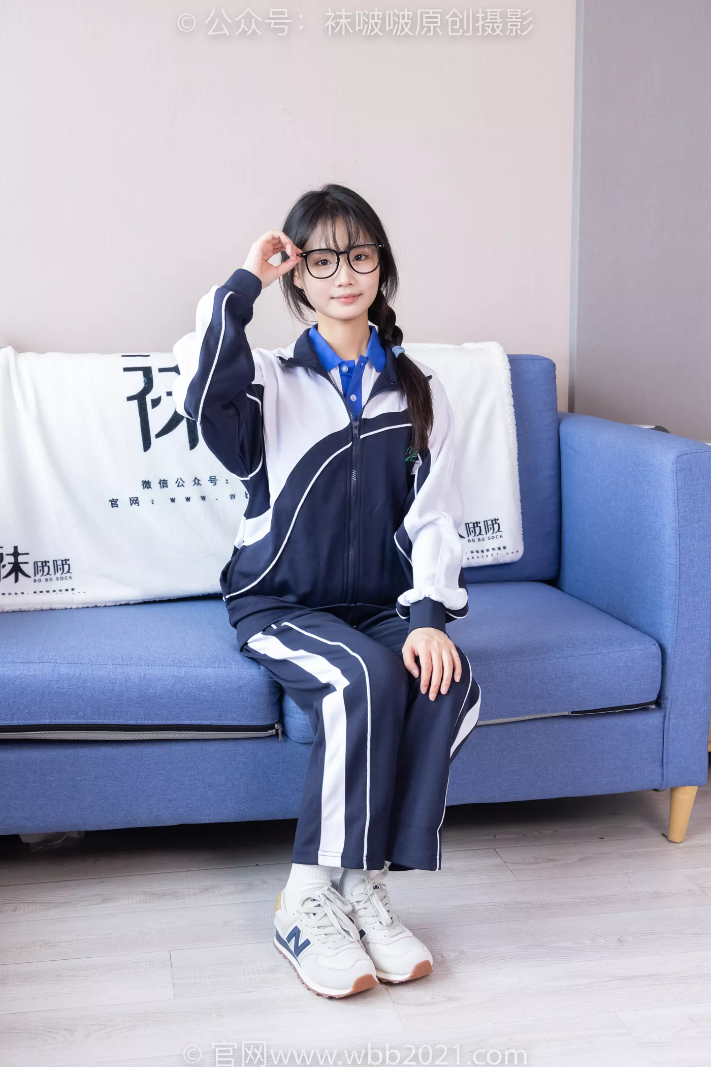 [BoBoSocks袜啵啵]NO.456 甜甜圈-运动鞋、白棉袜、裸足、校服[150P/1V/6.46GB] - 1