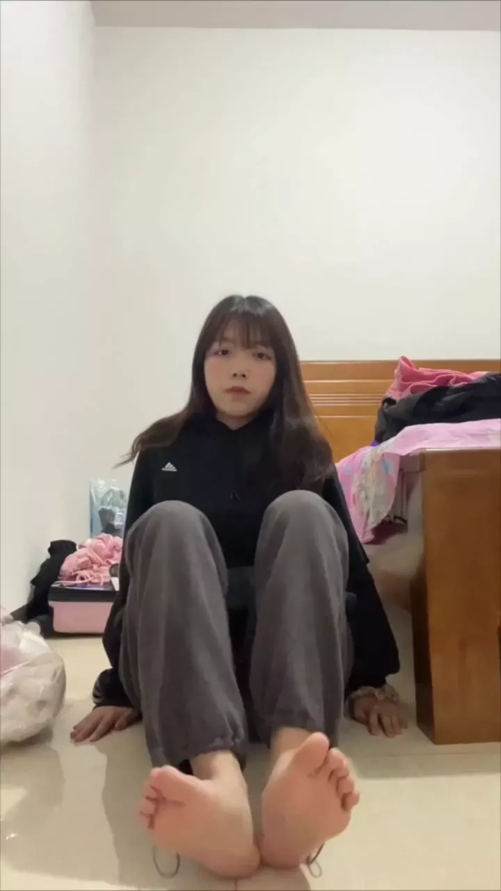 脚模面试脸足同框套路系列-147 [30P/3V/71M] - 1