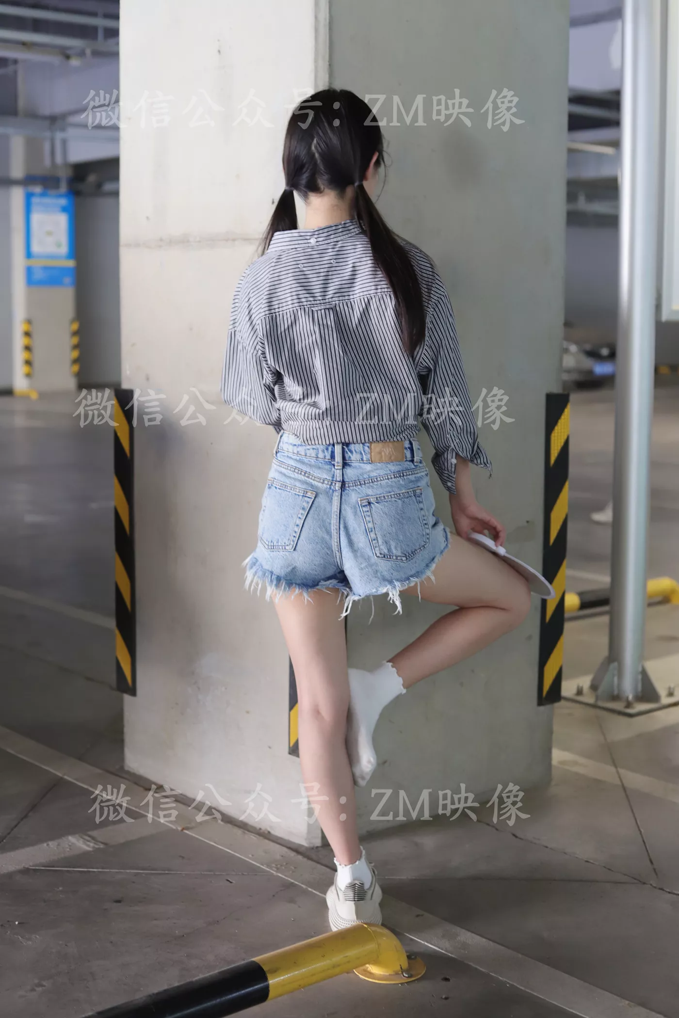 [织梦映像]NO.053 爱在深秋-轻罗小扇扑流萤[305P/1V/5.33GB] - 3