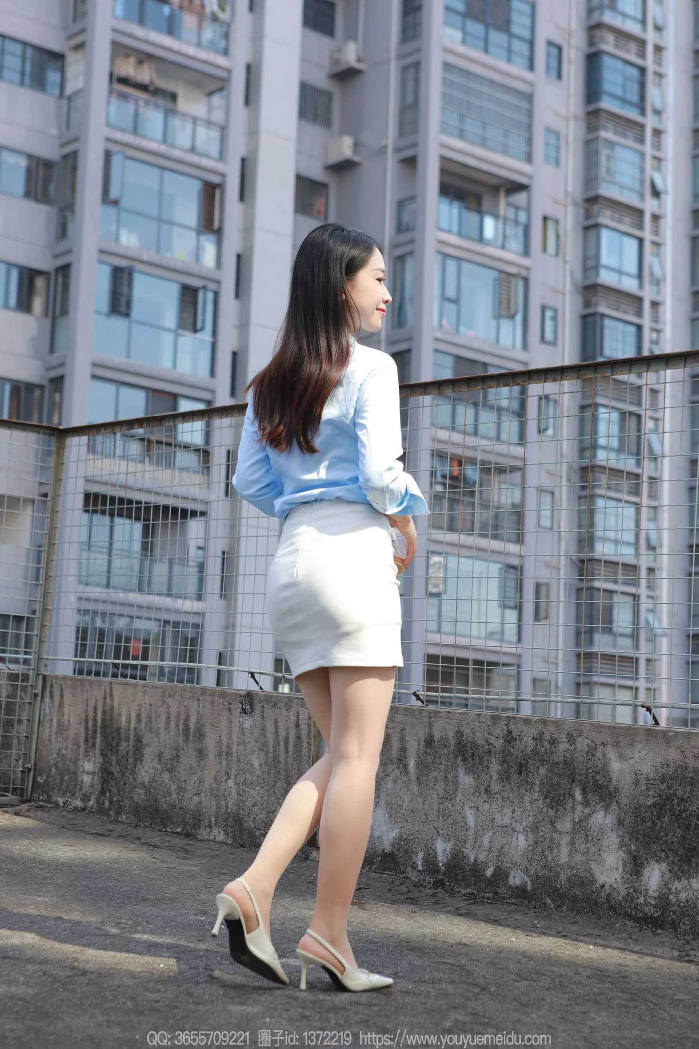 [IESS异思趣向] 2024.12.04 丝享家1915：小婕《白色短裙（下）》[85P/120MB] - 3