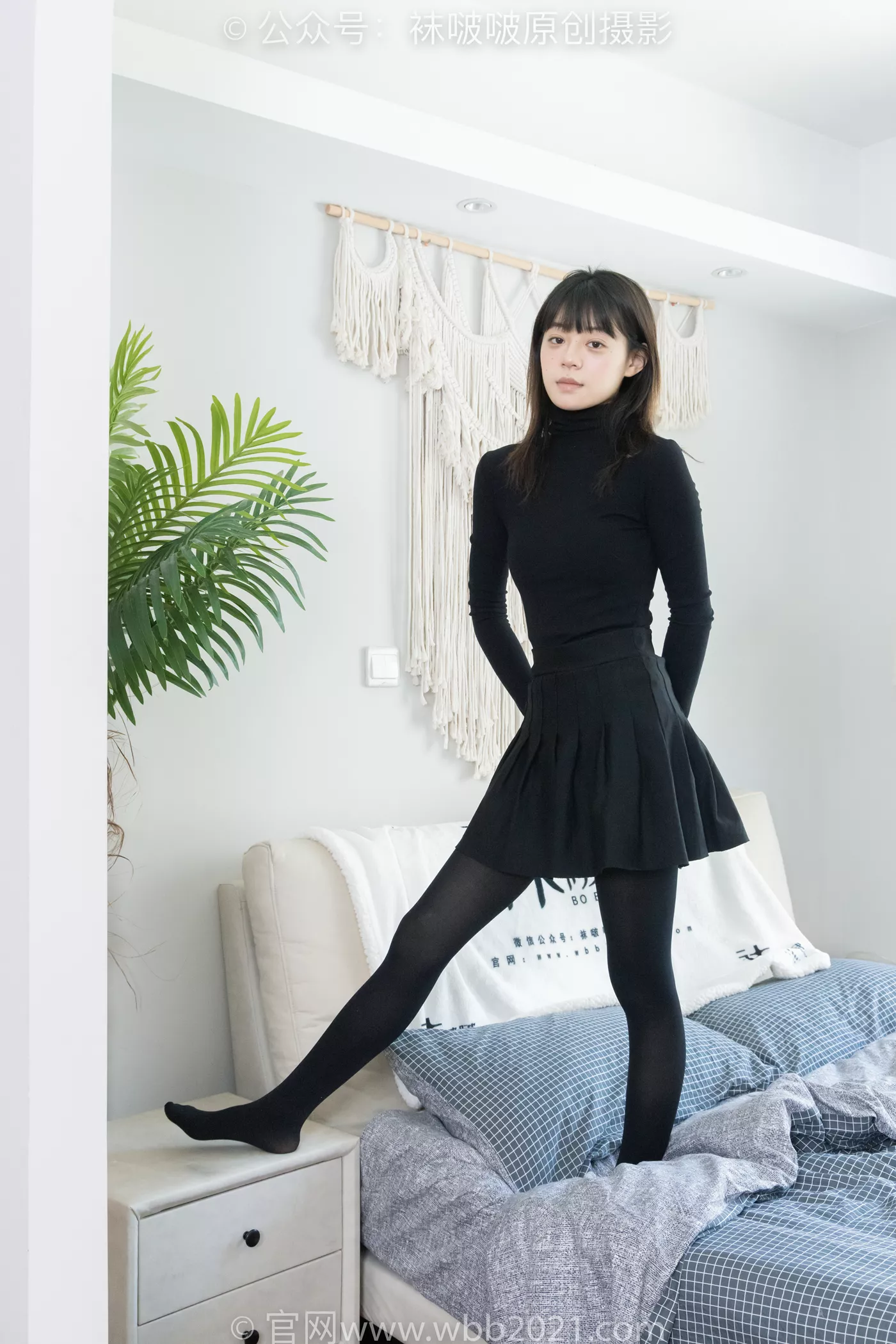 [BoBoSocks袜啵啵]NO.466 糯米-皮鞋、厚黑丝[140P/1V/7.09GB] - 1