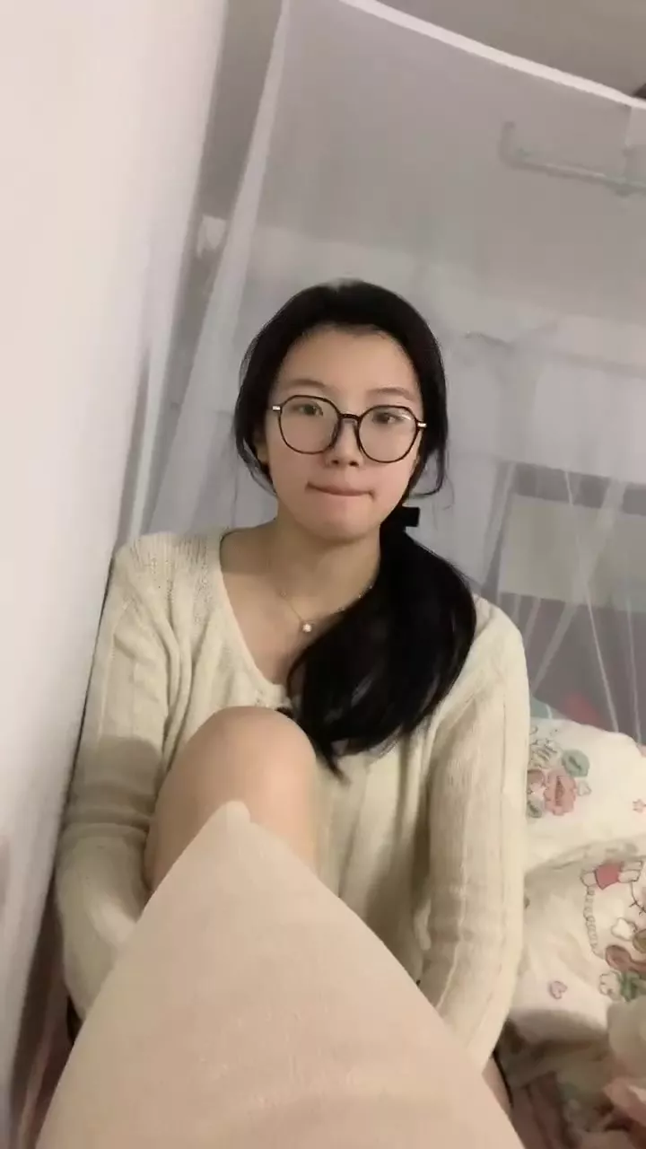 脚模面试脸足同框套路系列-153 [20P/2V/28M] - 2