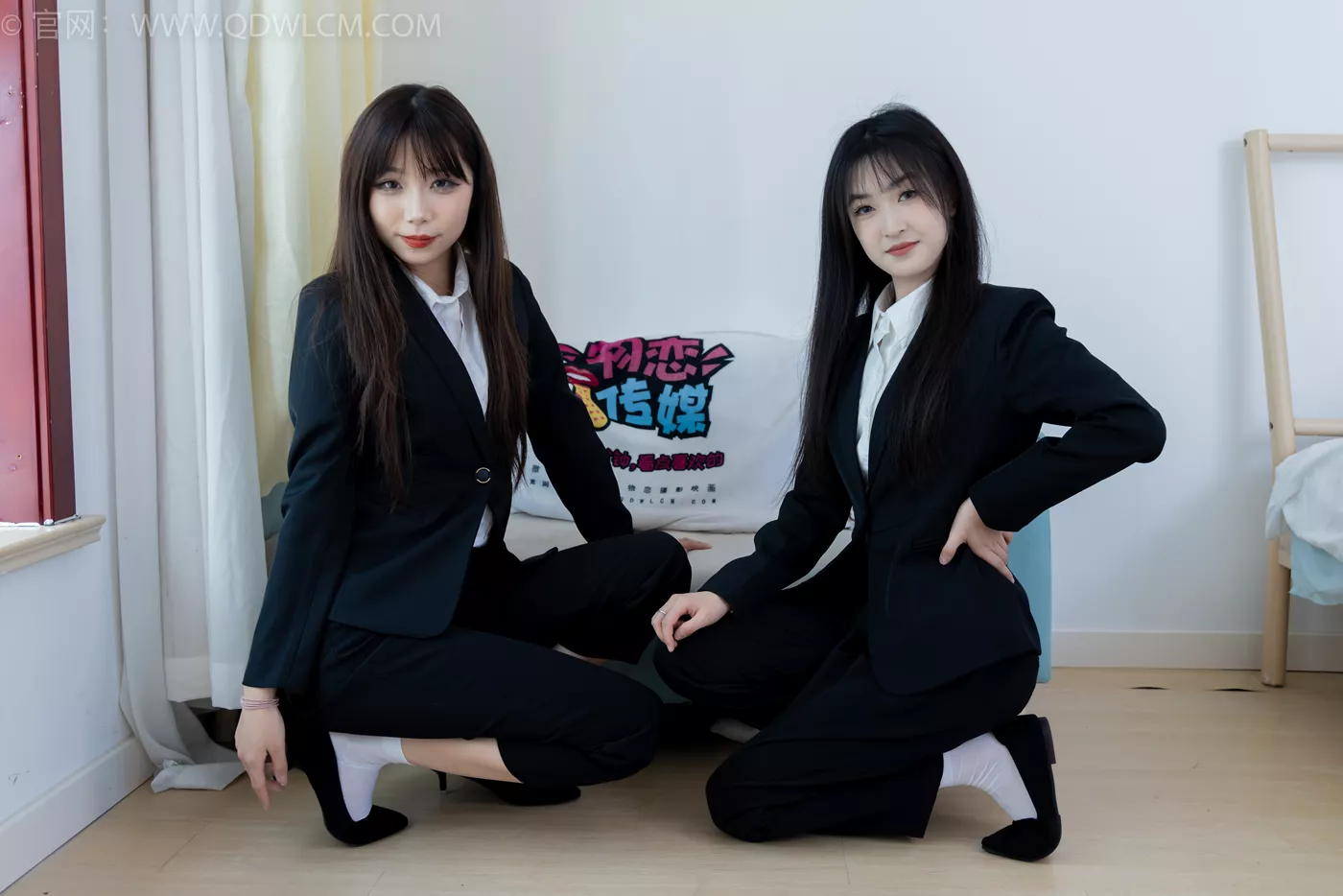 勿恋传媒 NO.2216 泡泡&嘉木-手心的蔷薇[225P/1V/6.36GB] - 3