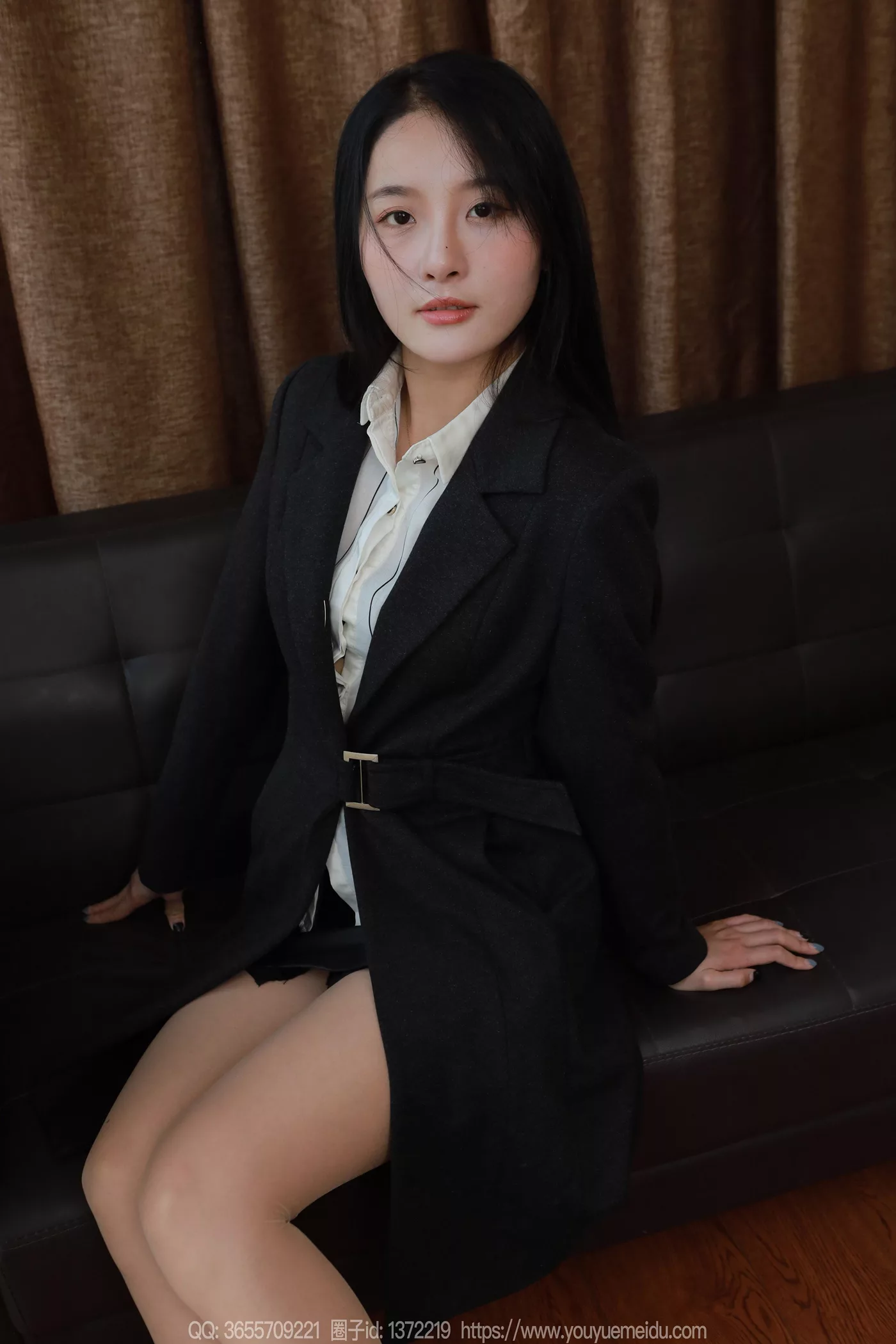 [IESS异思趣向] 2025.01.01 丝享家1939：婉萍《蓝色指甲》[96P/77MB] - 1