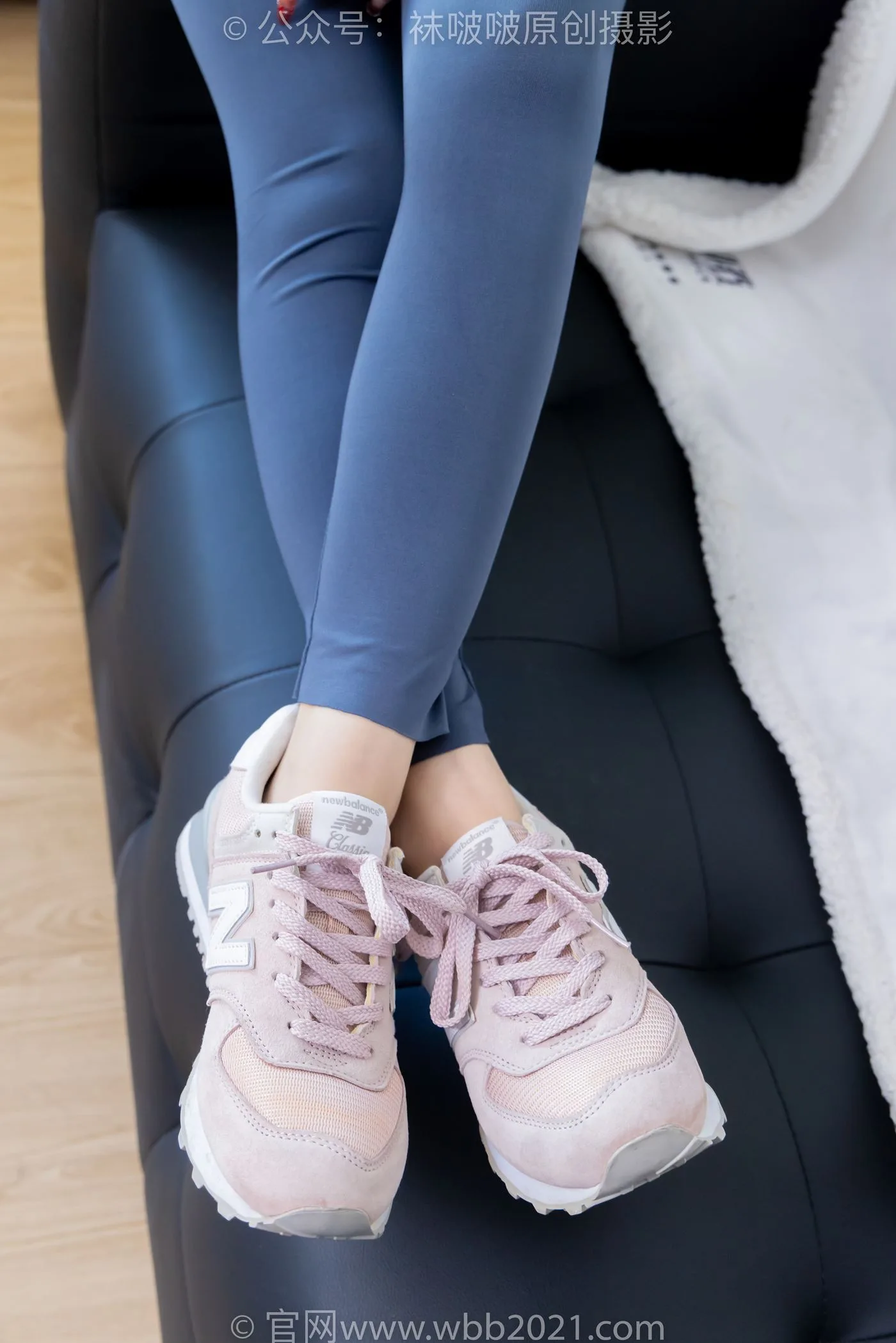 [BoBoSocks袜啵啵]NO.493 甜甜圈-运动鞋、薄肉丝、瑜伽裤裤里丝[140P/1V/5.41GB] - 2