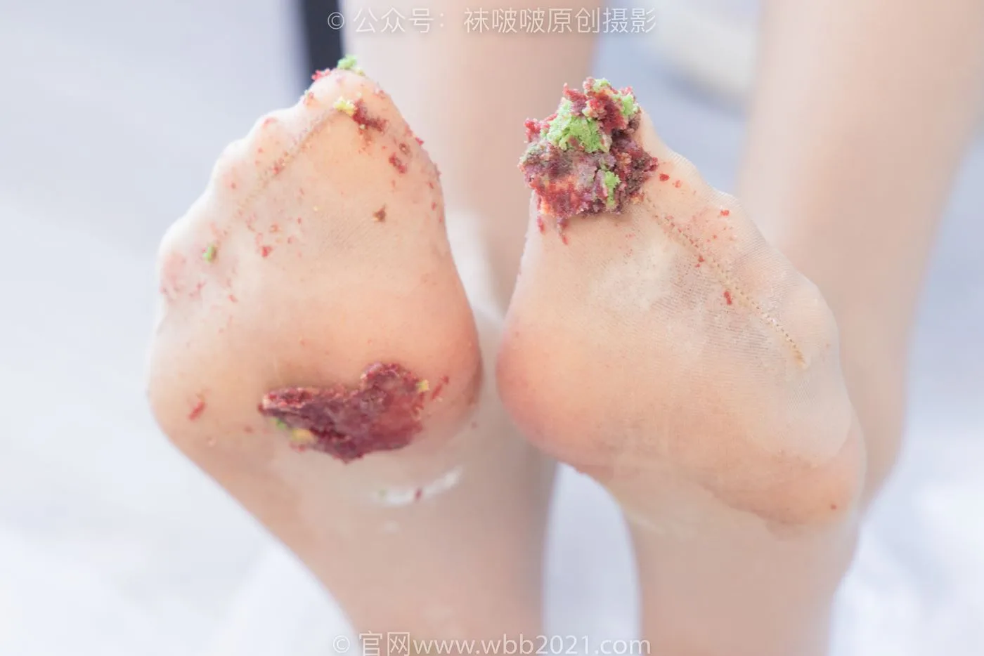 [BoBoSocks袜啵啵]NO.494 奶油-帆布鞋、薄肉丝、薄肉丝踩小蛋糕剧情[160P/1V/6.97GB] - 3