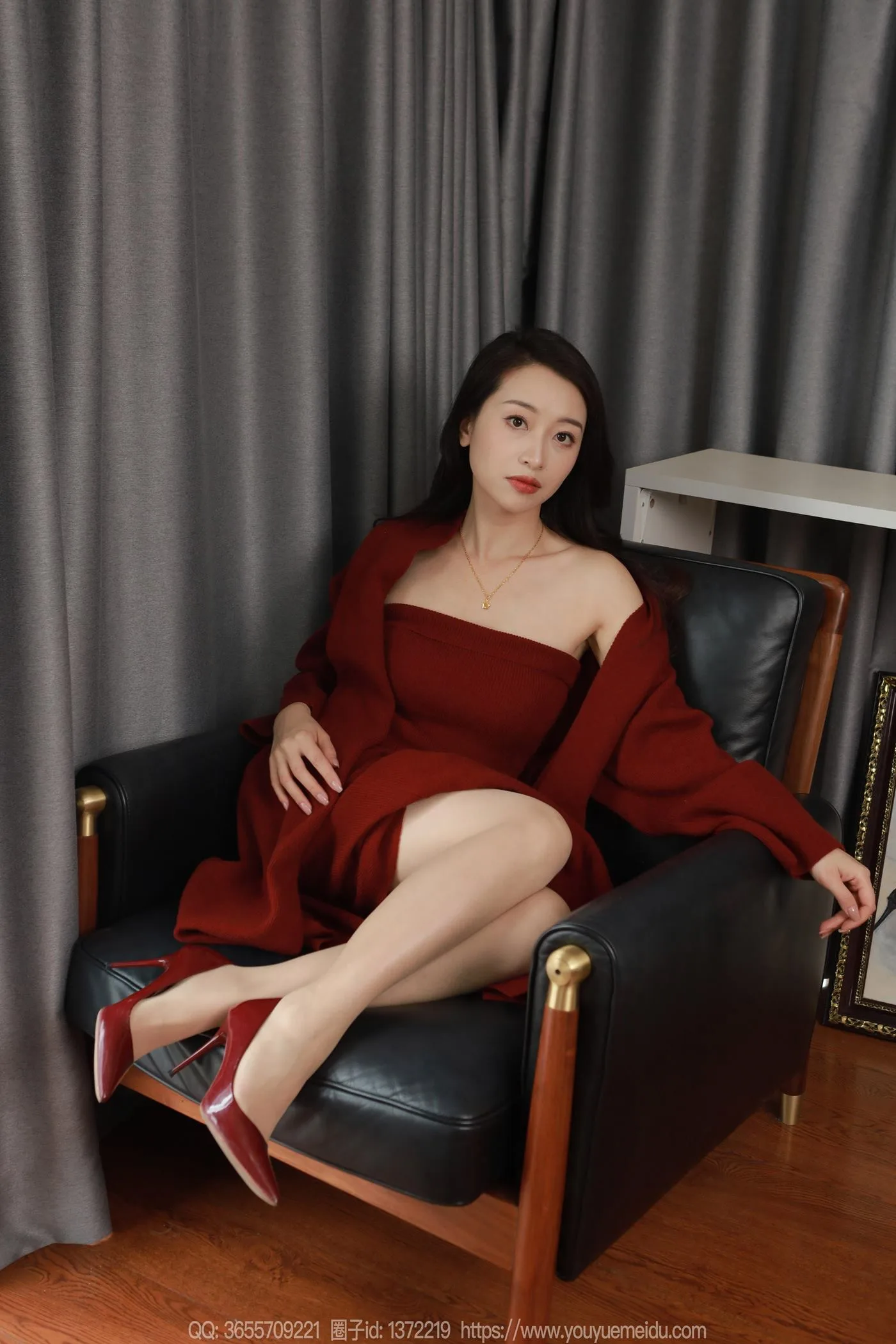 [IESS异思趣向] 2025.01.27 丝享家1961：小婕《红色针织裙（上）》[88P/70MB] - 3