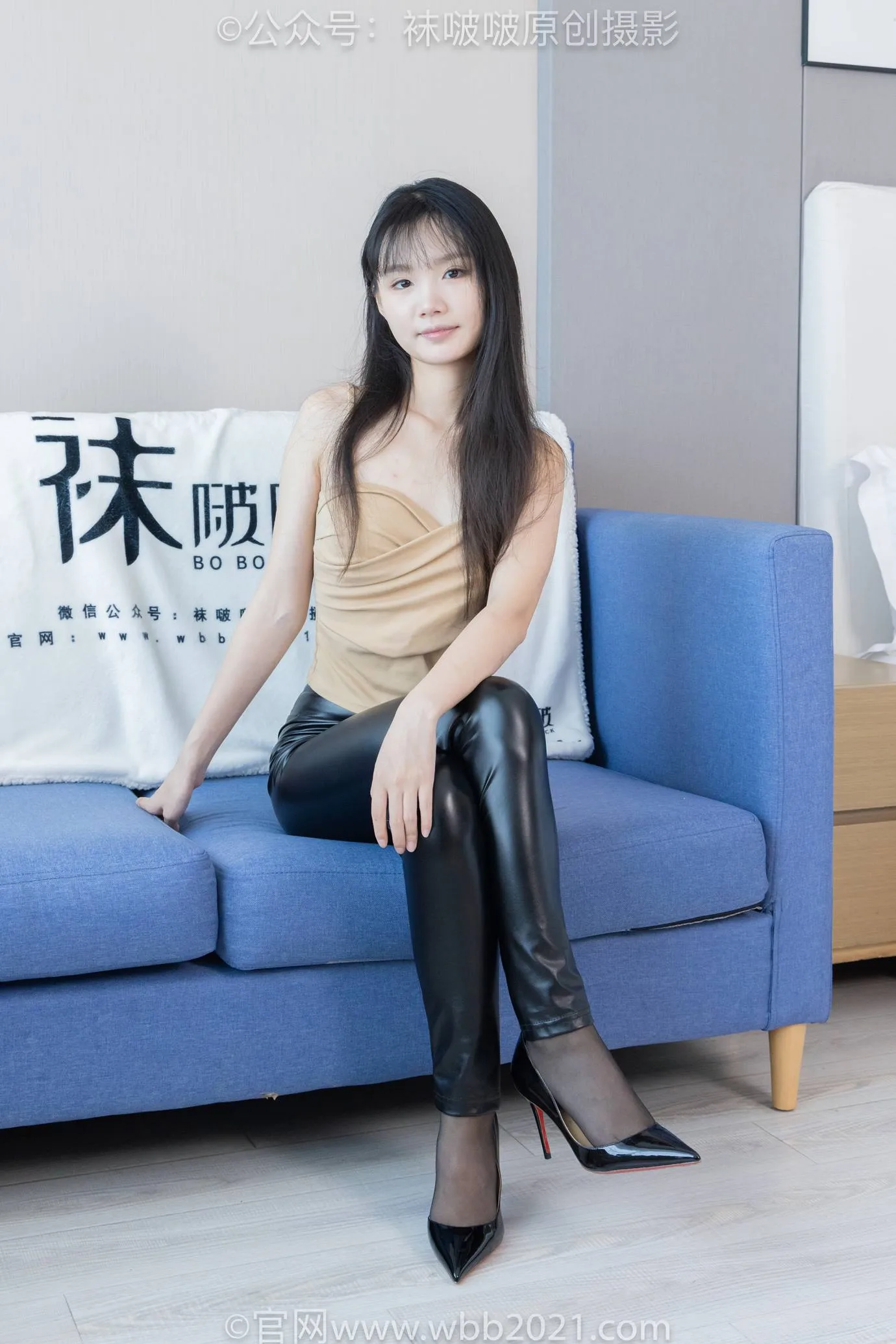 [BoBoSocks袜啵啵]NO.515 甜甜圈-高跟鞋、薄黑丝、皮裤裤里丝[147P/1V/7.51GB] - 4
