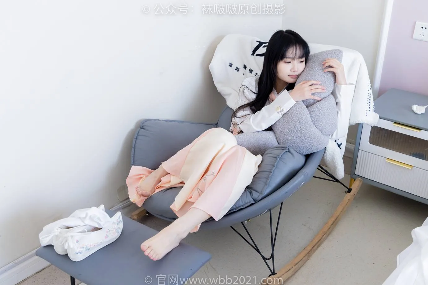 [BoBoSocks袜啵啵]NO.518 甜甜圈-平底鞋、白棉袜、裸足、汉服古装[168P/1V/6.85GB] - 3