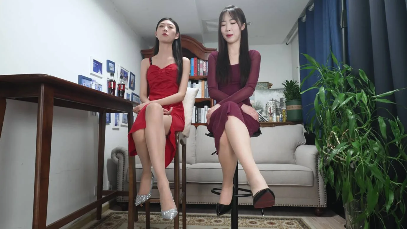 A&F NO.252 Lanlan&Xiaoying-姐妹花包屯裙肉丝高跟挑鞋 第1部[1V/2.34GB] - 2