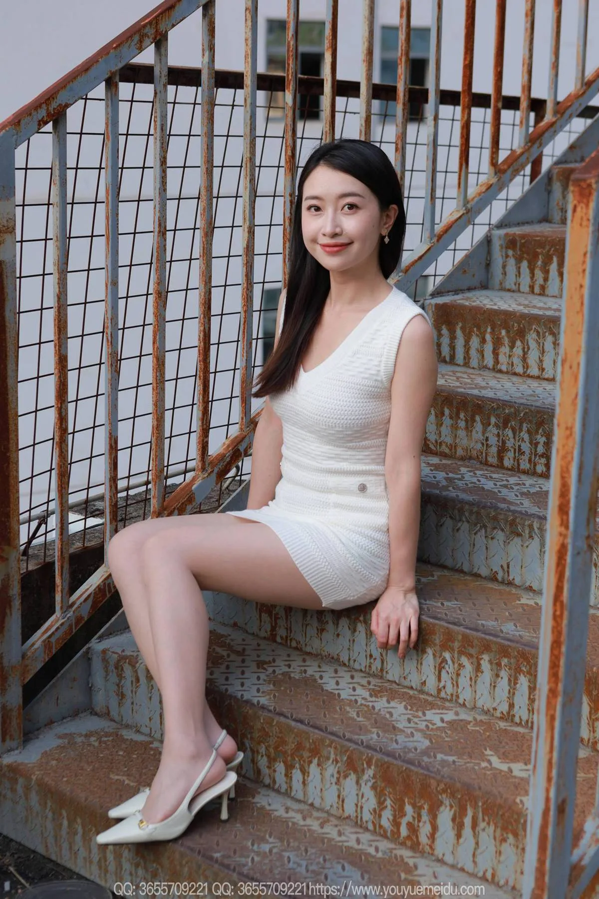[IESS异思趣向] 2025.03.27 丝享家2012：小婕《针织包屯裙》[92P/115MB] - 2