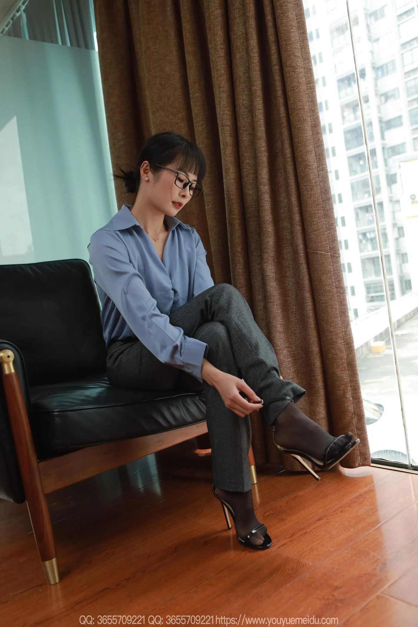 [IESS异思趣向] 2025.04.11 丝享家2025：小金《西裤里丝》[90P/80MB] - 3