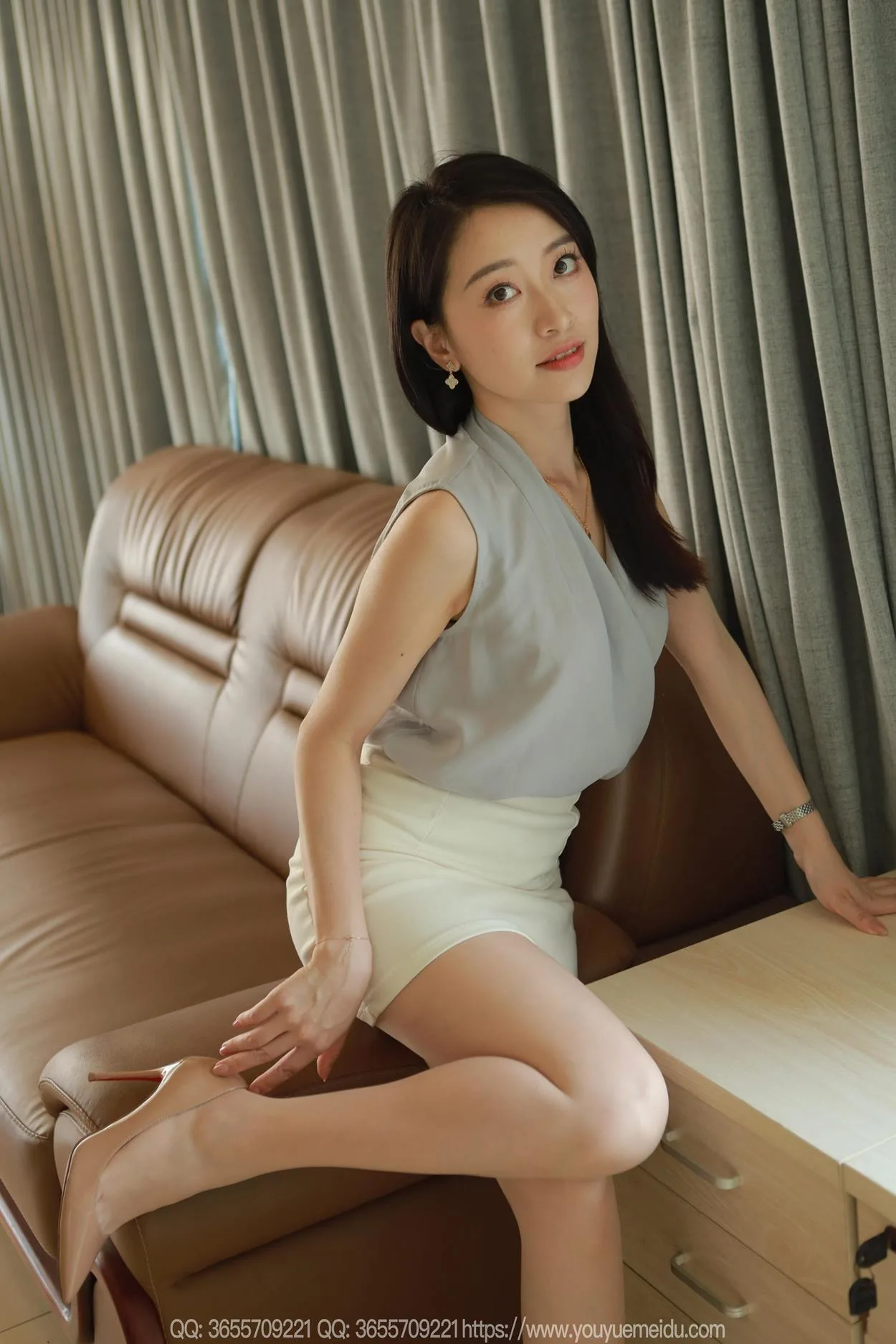 [IESS异思趣向] 2025.04.29 丝享家2040：小婕《欲罢不能（下）》[85P/53MB] - 3