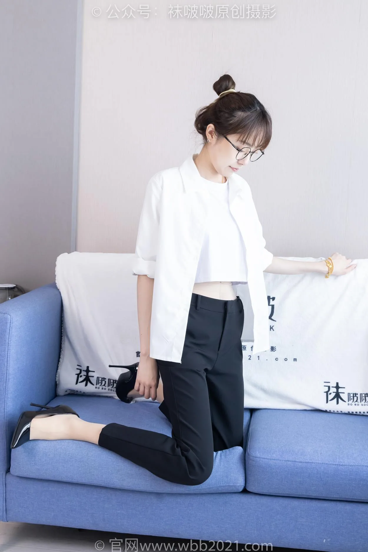 [BoBoSocks袜啵啵]NO.535 稚予-高跟鞋、皮鞋、黑棉袜、薄肉丝、裤里丝[160P/1V/6.04GB] - 2