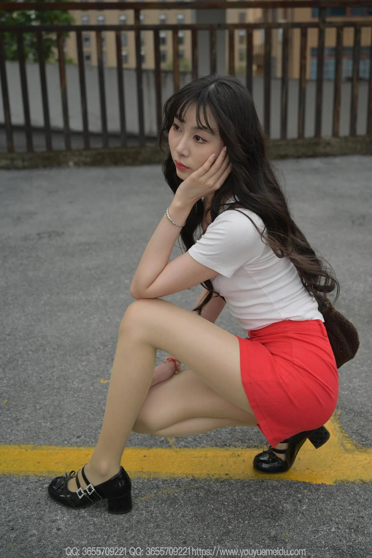 [IESS异思趣向] 2025.05.19 丝享家2057：团团《红裙子（下）》[83P/133MB]