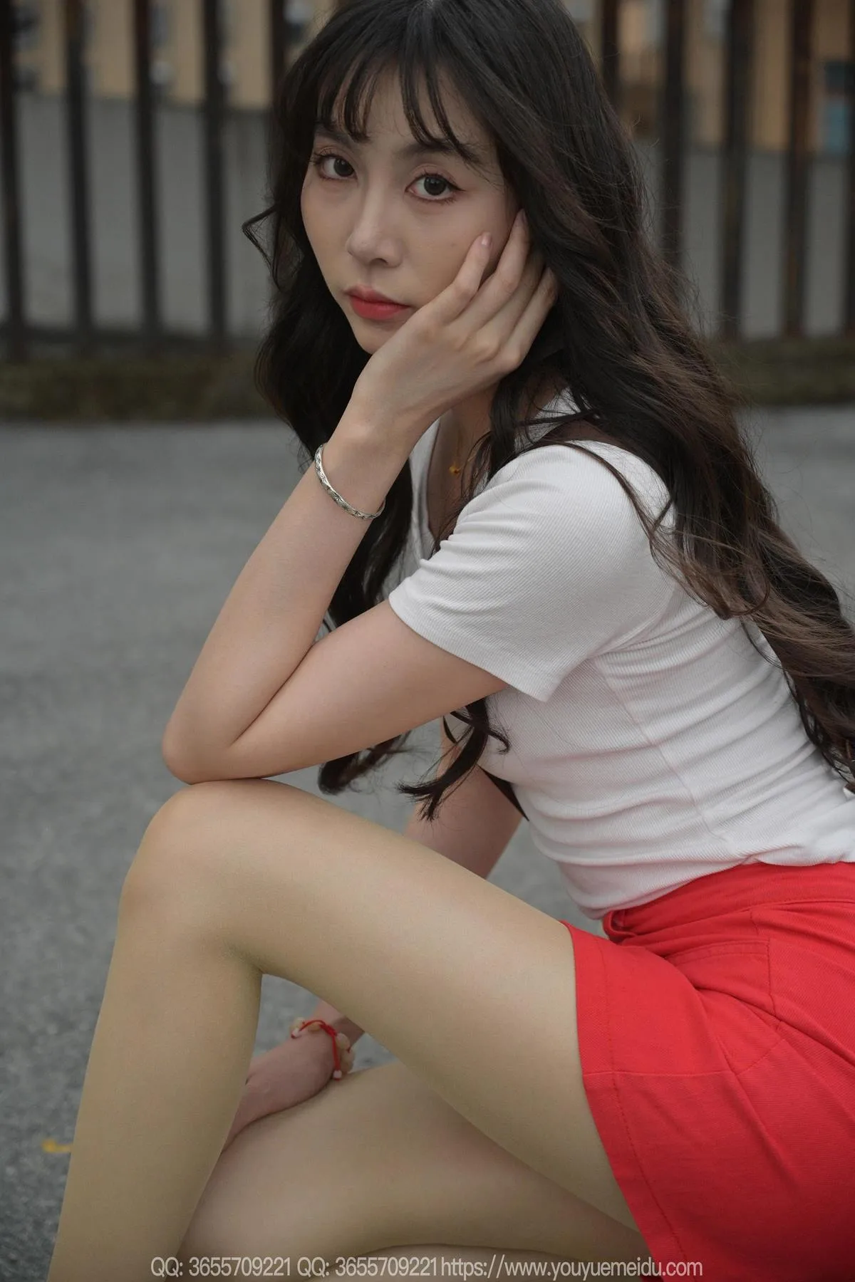 [IESS异思趣向] 2025.05.19 丝享家2057：团团《红裙子（下）》[83P/133MB] - 3