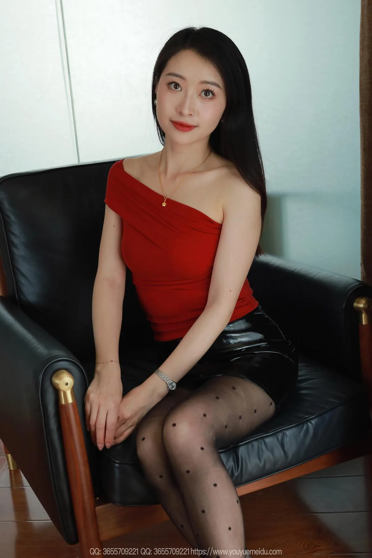 [IESS异思趣向] 2025.05.21 丝享家2059：小婕《红衣皮裙》[97P/84MB]IESS[IESS异思趣向] 2025.05.21 丝享家2059：小婕《红衣皮裙》[97P/84MB] - 4