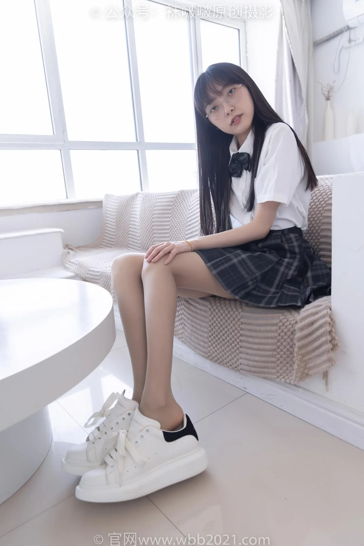 [BoBoSocks袜啵啵]NO.541 稚予-两双板鞋、薄灰丝、薄肉丝、jk至服[140P/1V/4.95GB]