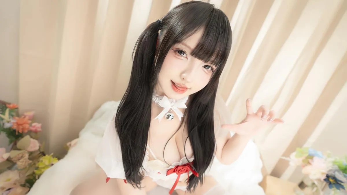 神楽板真冬 – 草莓蛋糕[75P/2V/248MB] - 4