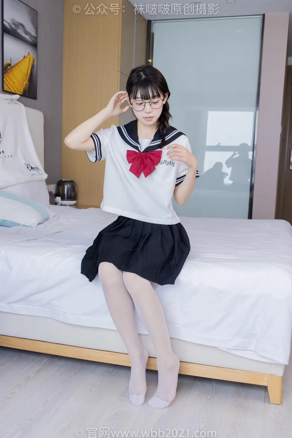 [BoBoSocks袜啵啵]NO.548 糯米-运动鞋、堆堆袜套、薄白丝、jk至服[145P/1V/6.08GB] - 1