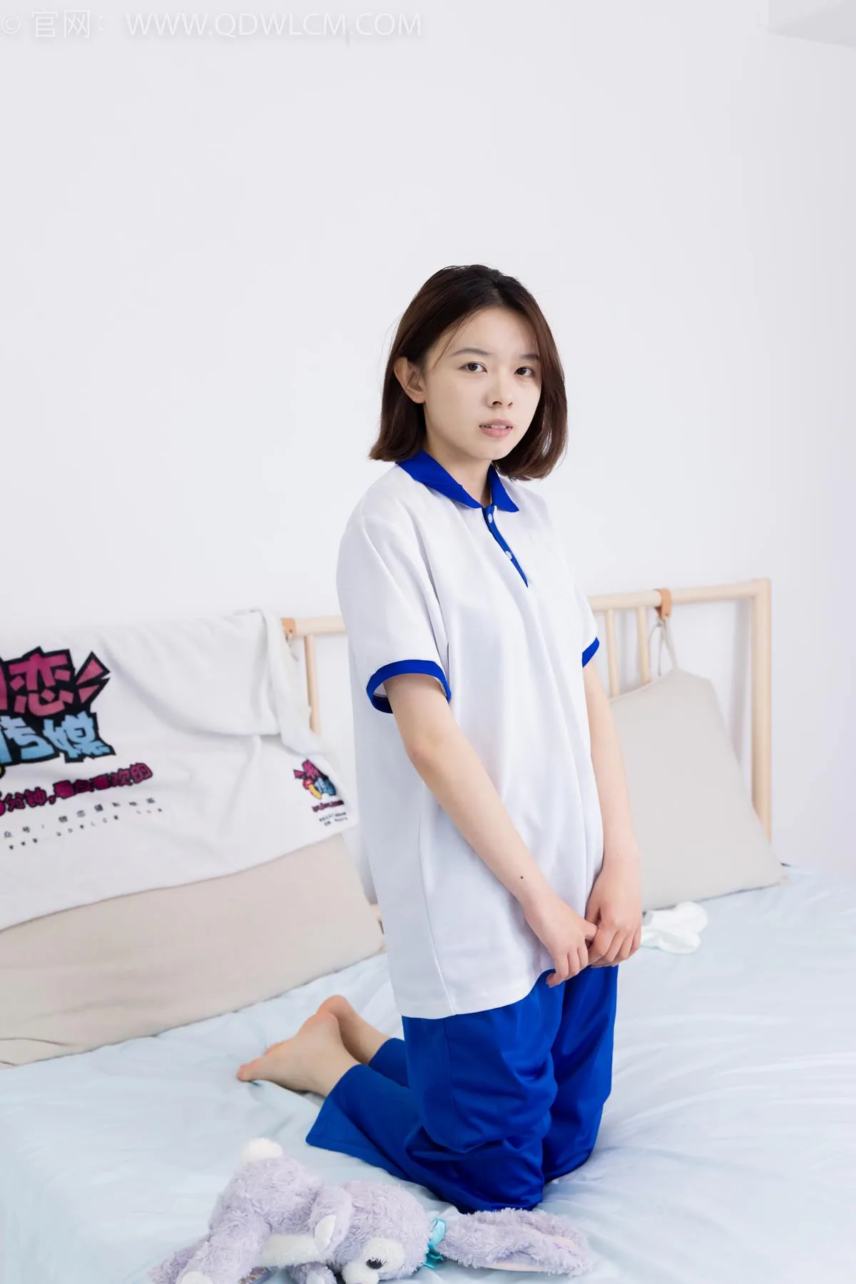 勿恋传媒 NO.2364 小悦-校服、板鞋、白棉袜、裸足[150P/1V/3.36GB] - 1