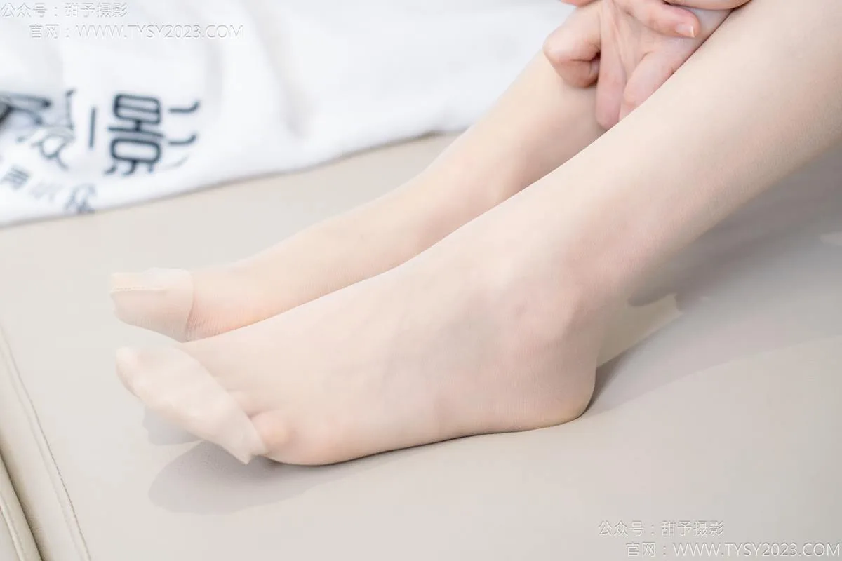 甜予摄影 NO.184 澜澜-板鞋、薄肉丝[125P/2V/9.76GB] - 4
