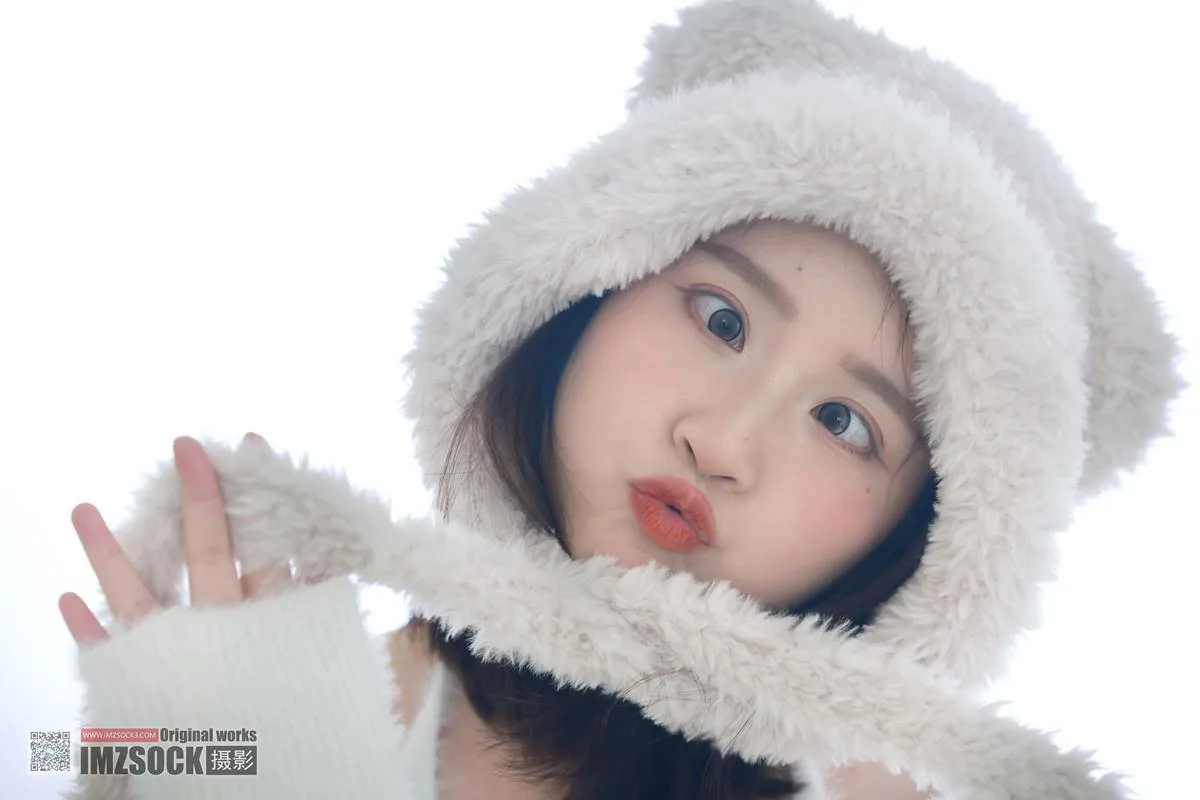 [MZSOCK]爱镁足 NO.327 小点心[146P/1V/3.23GB] - 3